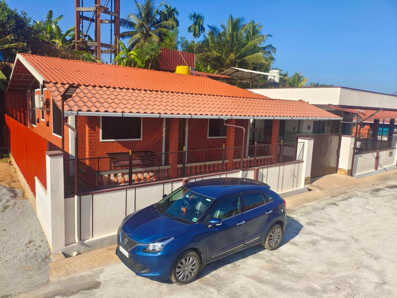 Villa photo 2