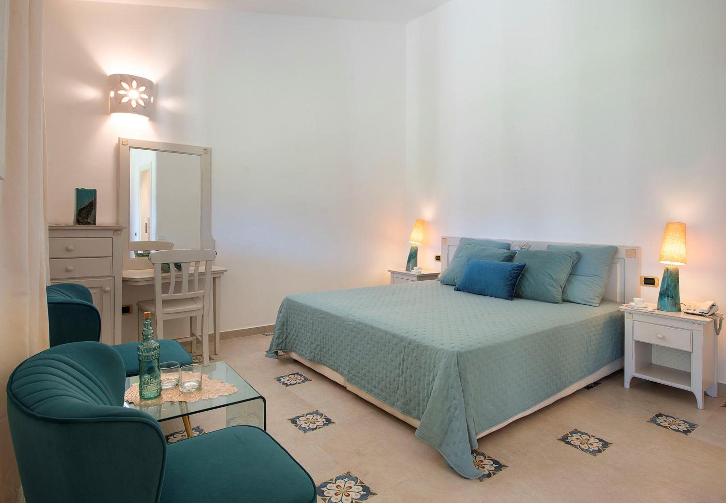 Deluxe Double or Twin Room with Garden View - Photo 32