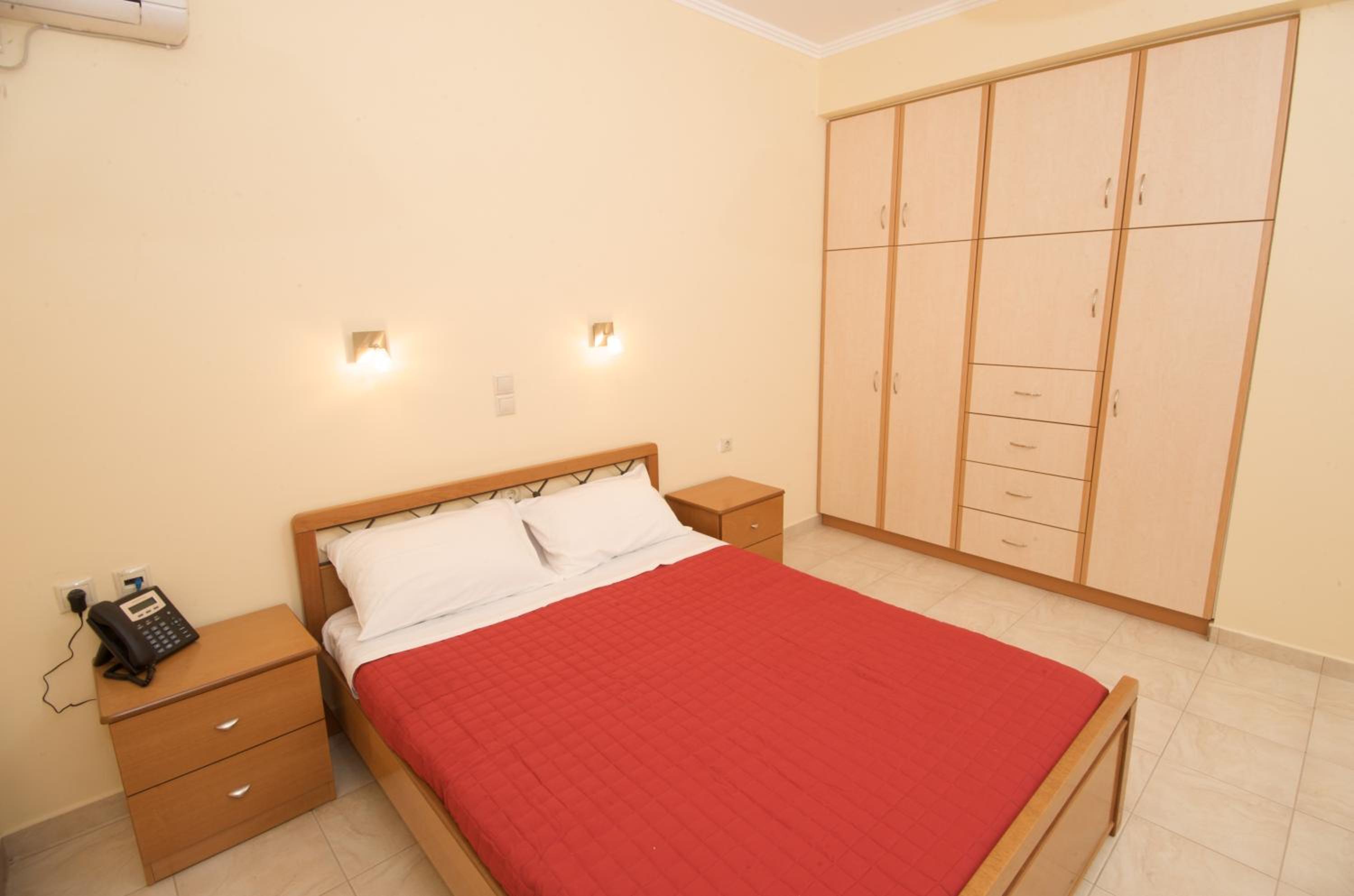 One-Bedroom Apartment with Sea View