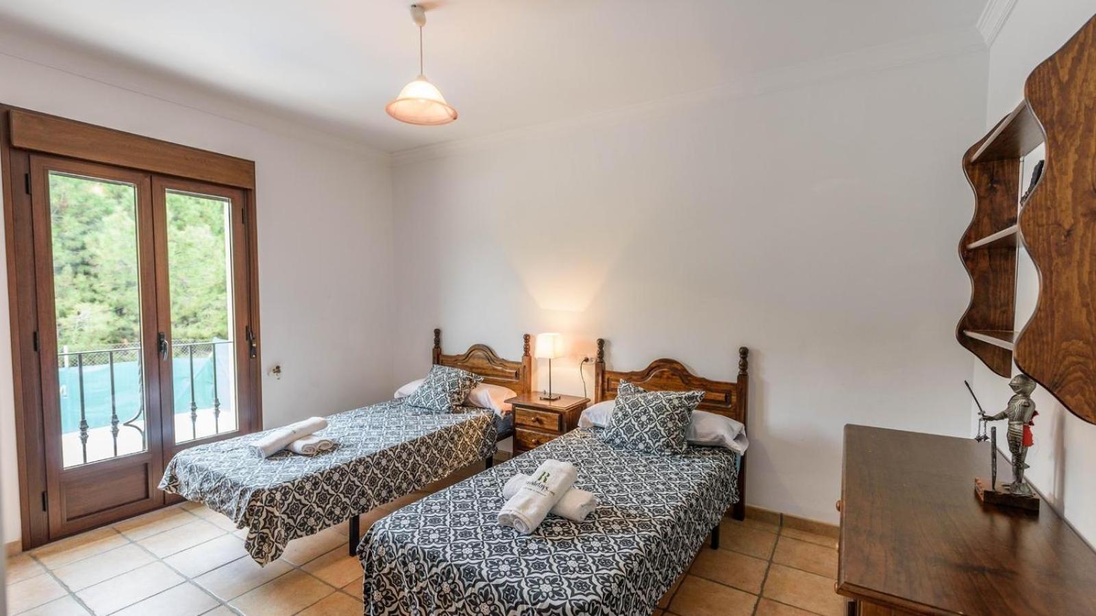 Casa de cuatro habitaciones