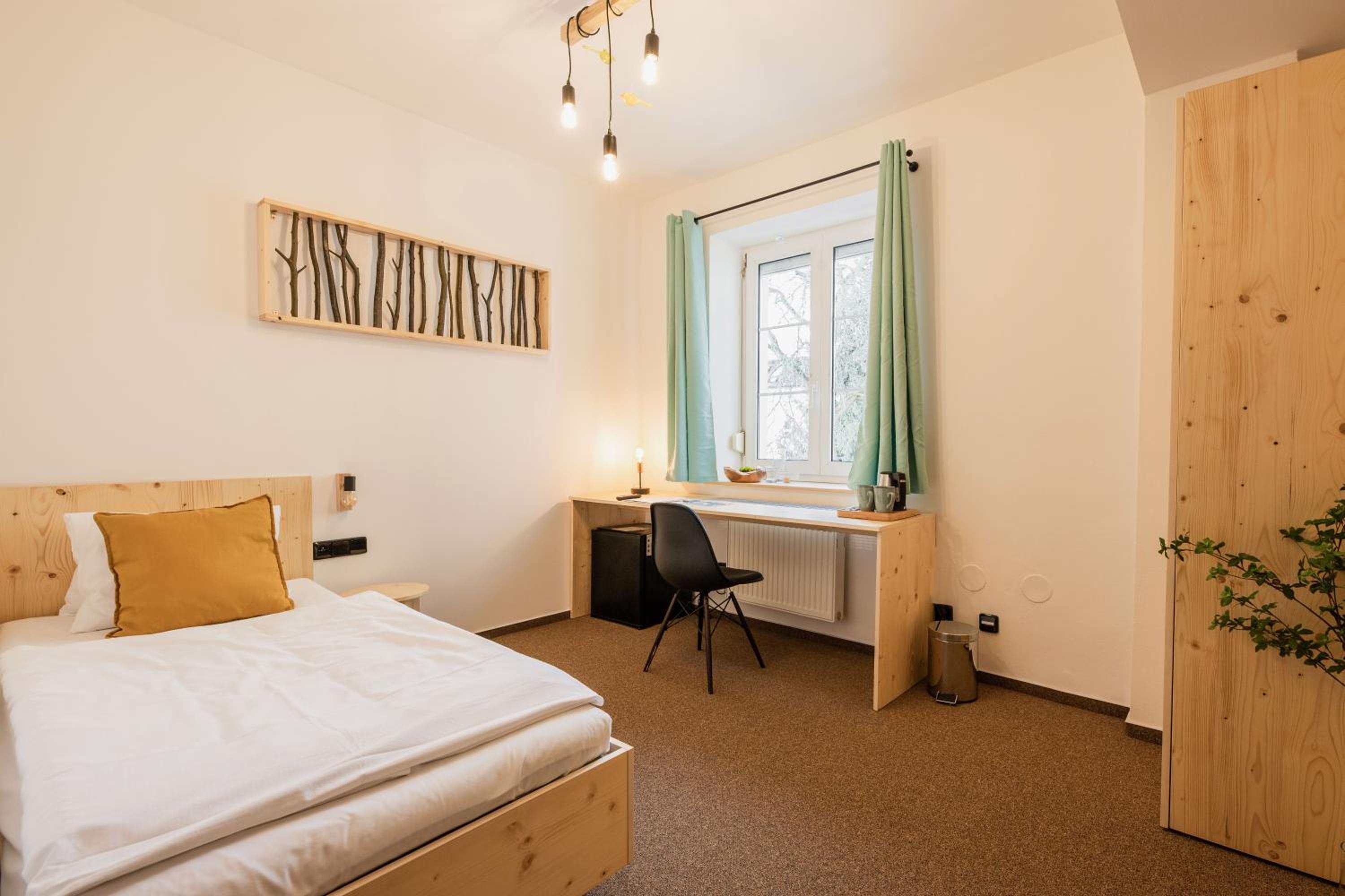Single Room photo 2