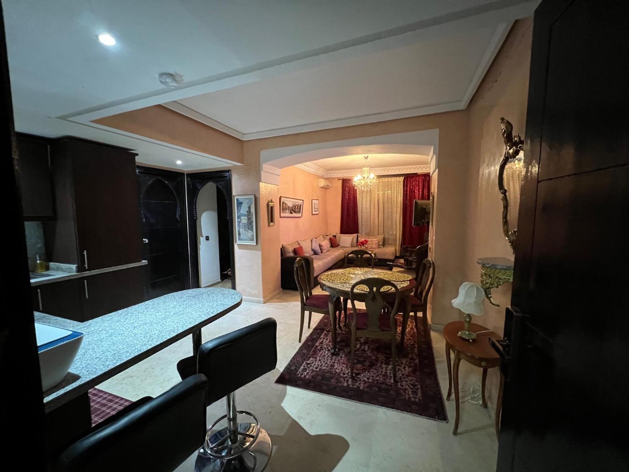 One-Bedroom Apartment - Photo 7