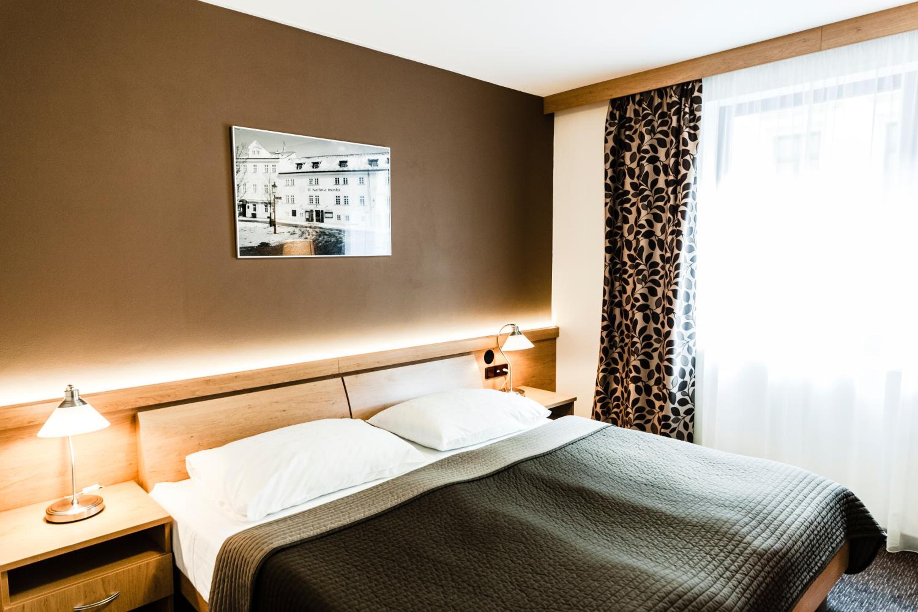 Double or Twin Room with City View