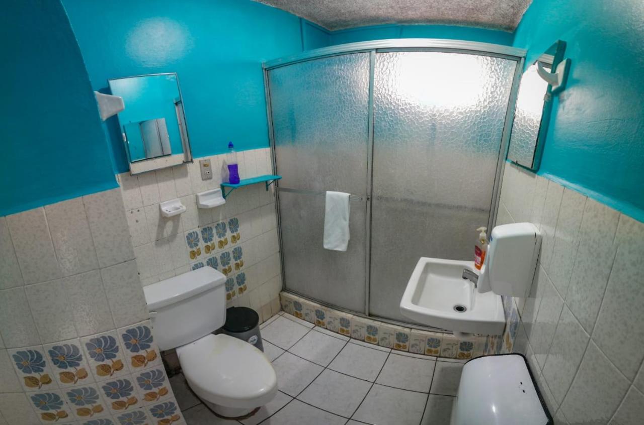Double Room With Private Bathroom photo 2