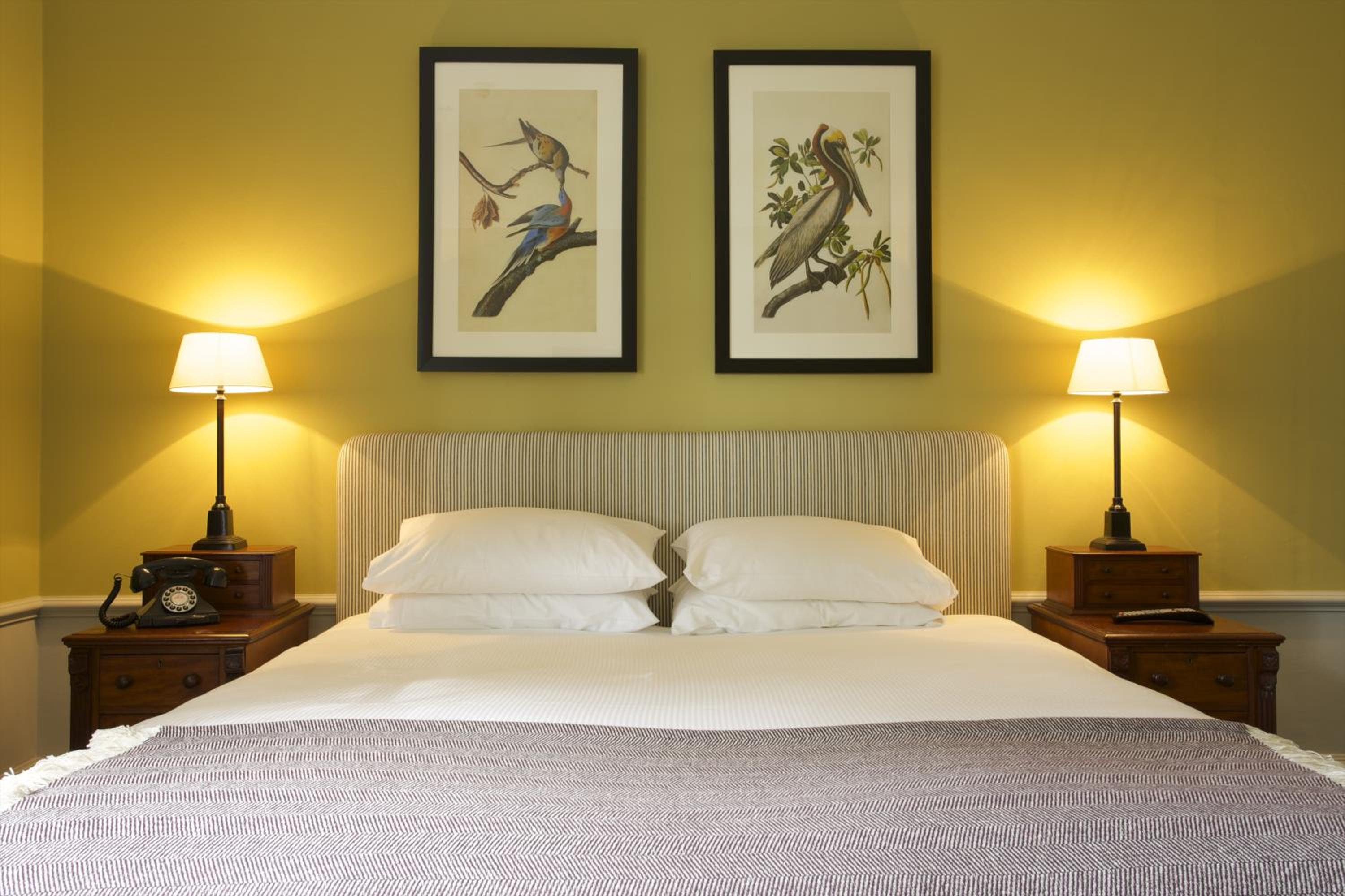 Manor Twin Room - Photo 2