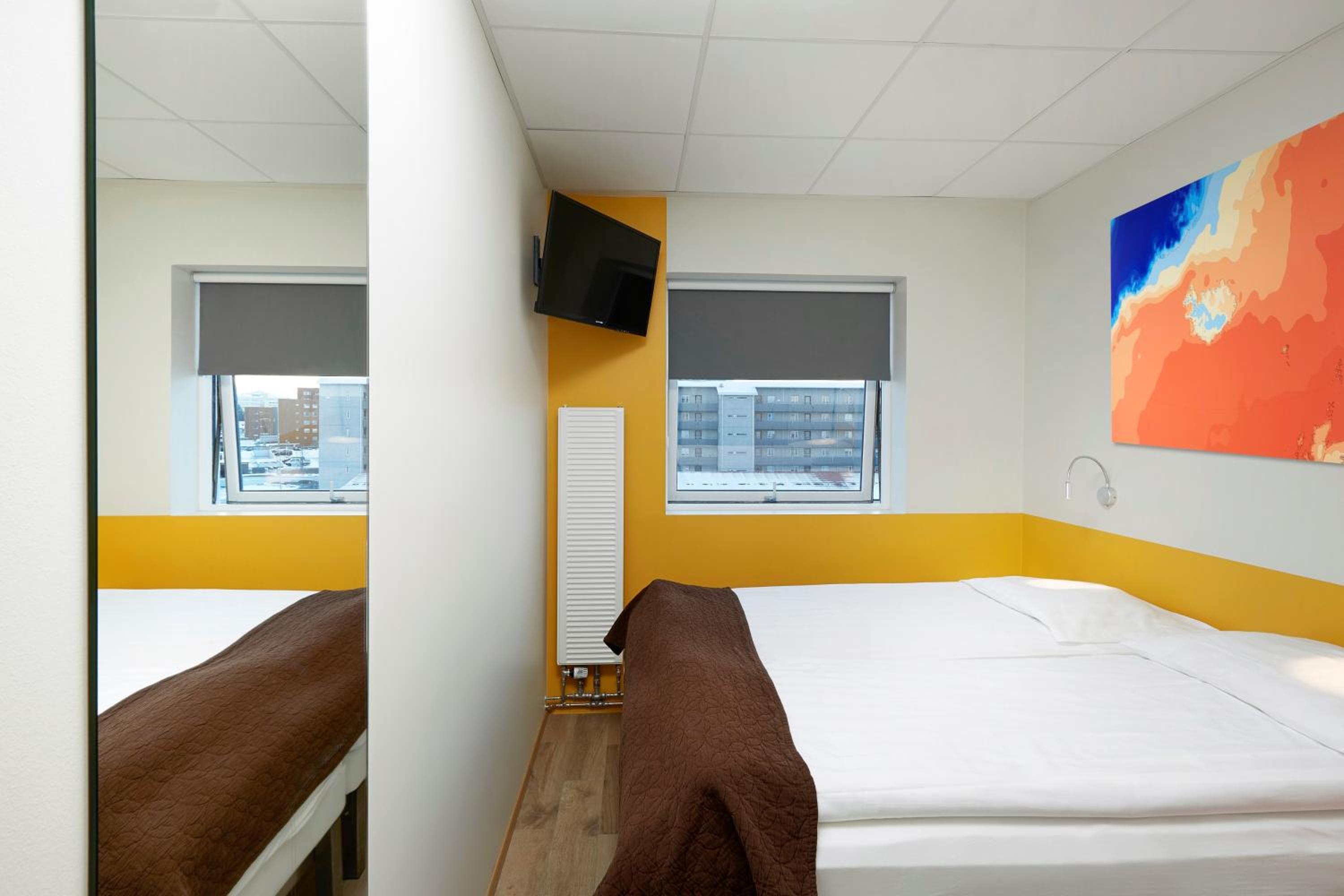 Standard Twin Room - Photo 1