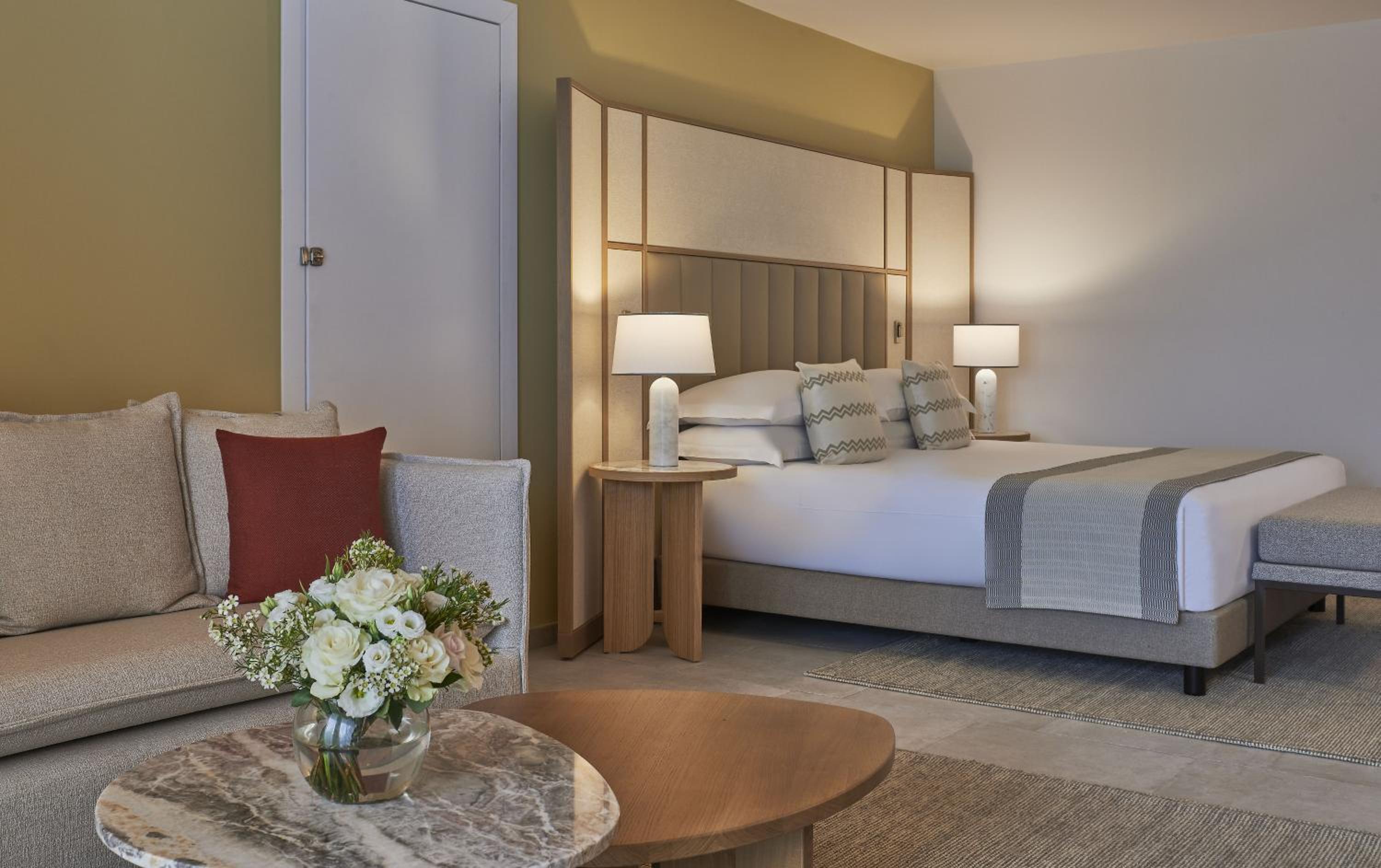Junior King Suite