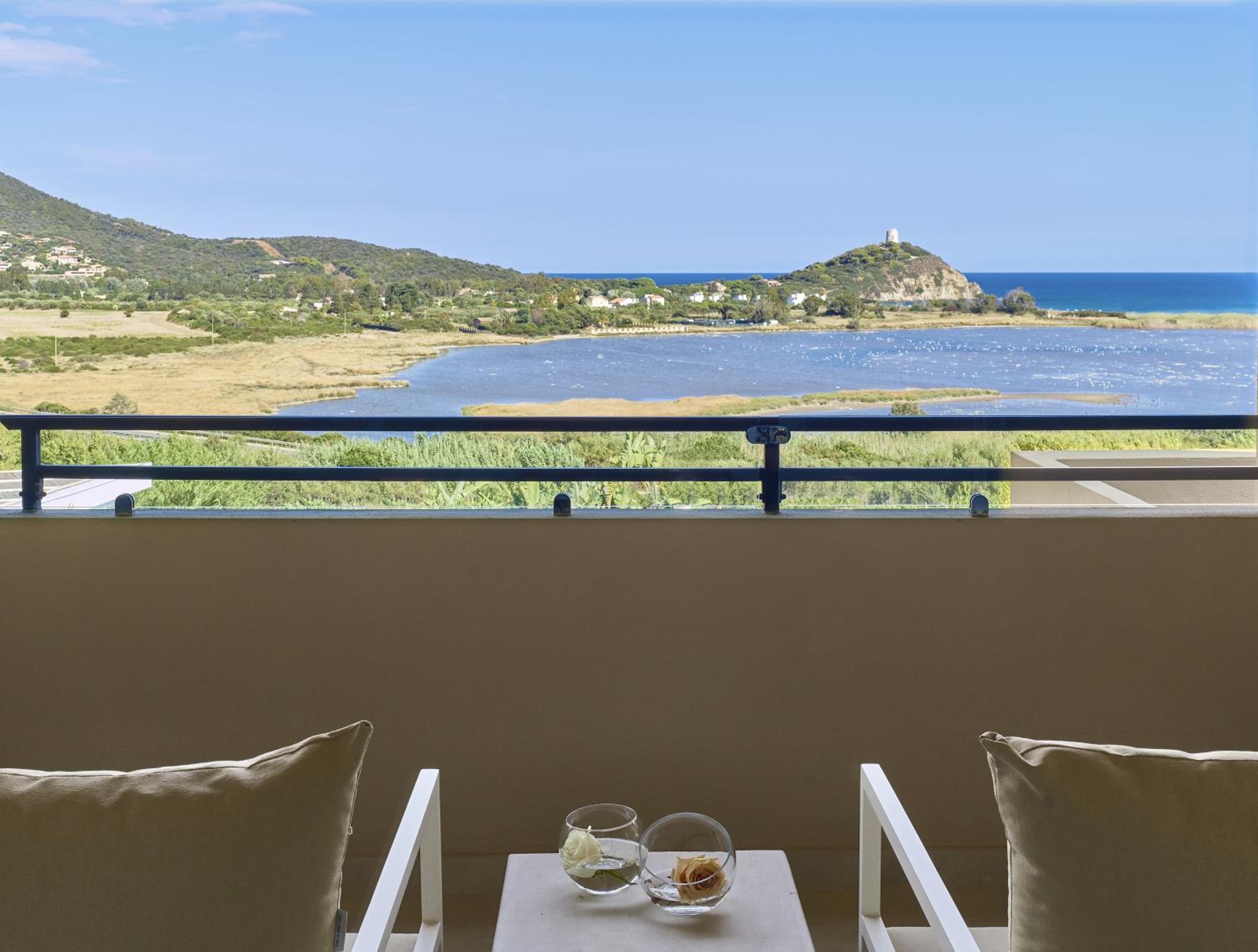 Grand Deluxe King Room with Sea View