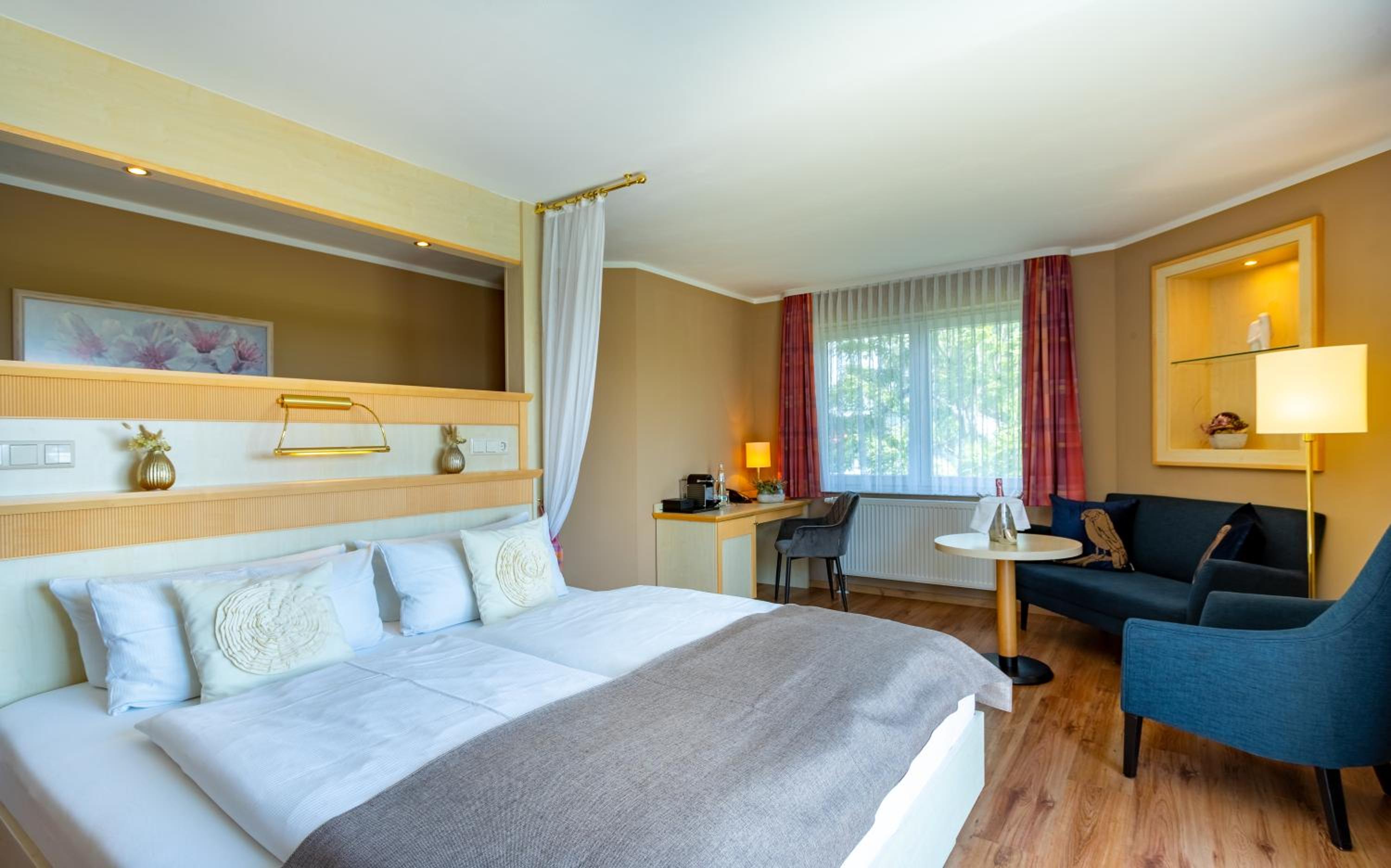 Large Double Room photo 2