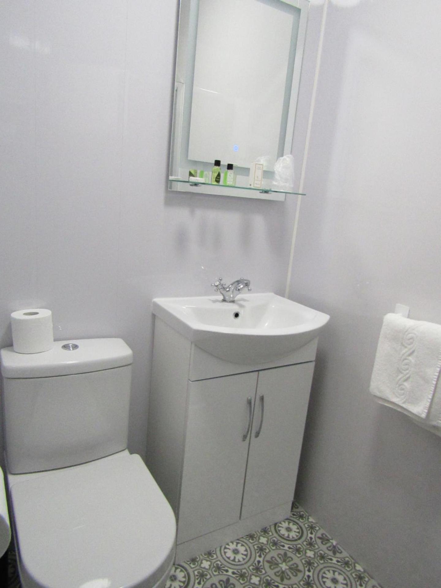 Deluxe King Room photo 2
