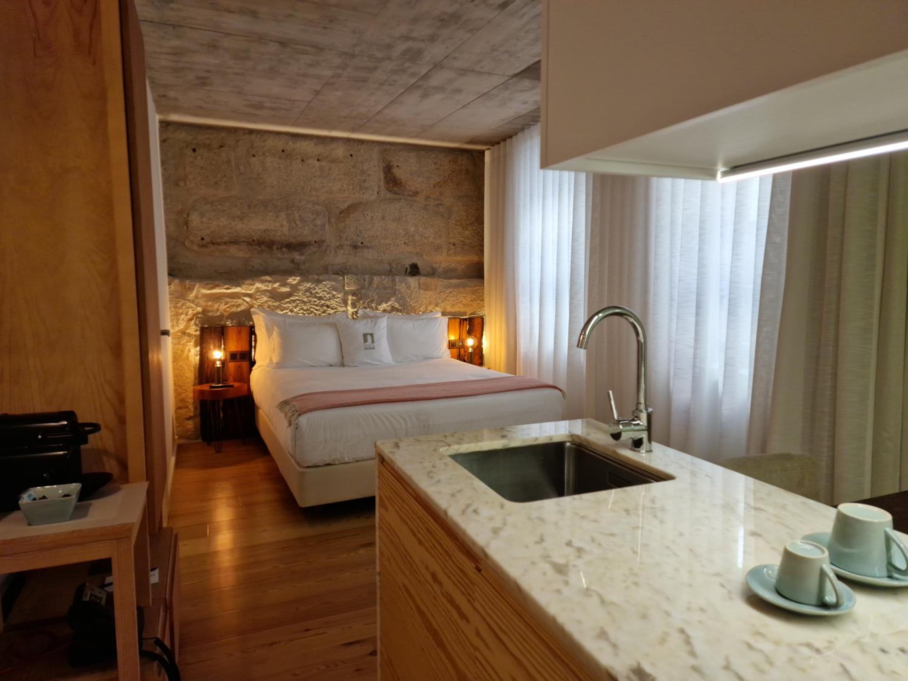 Studio Apartment - Photo 3