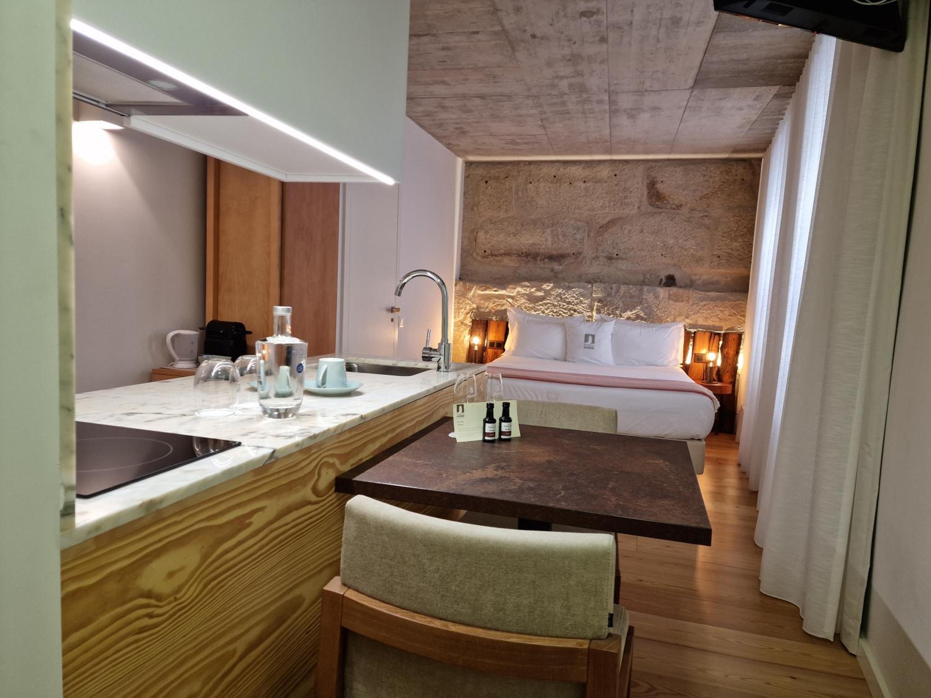 Studio Apartment - Photo 10