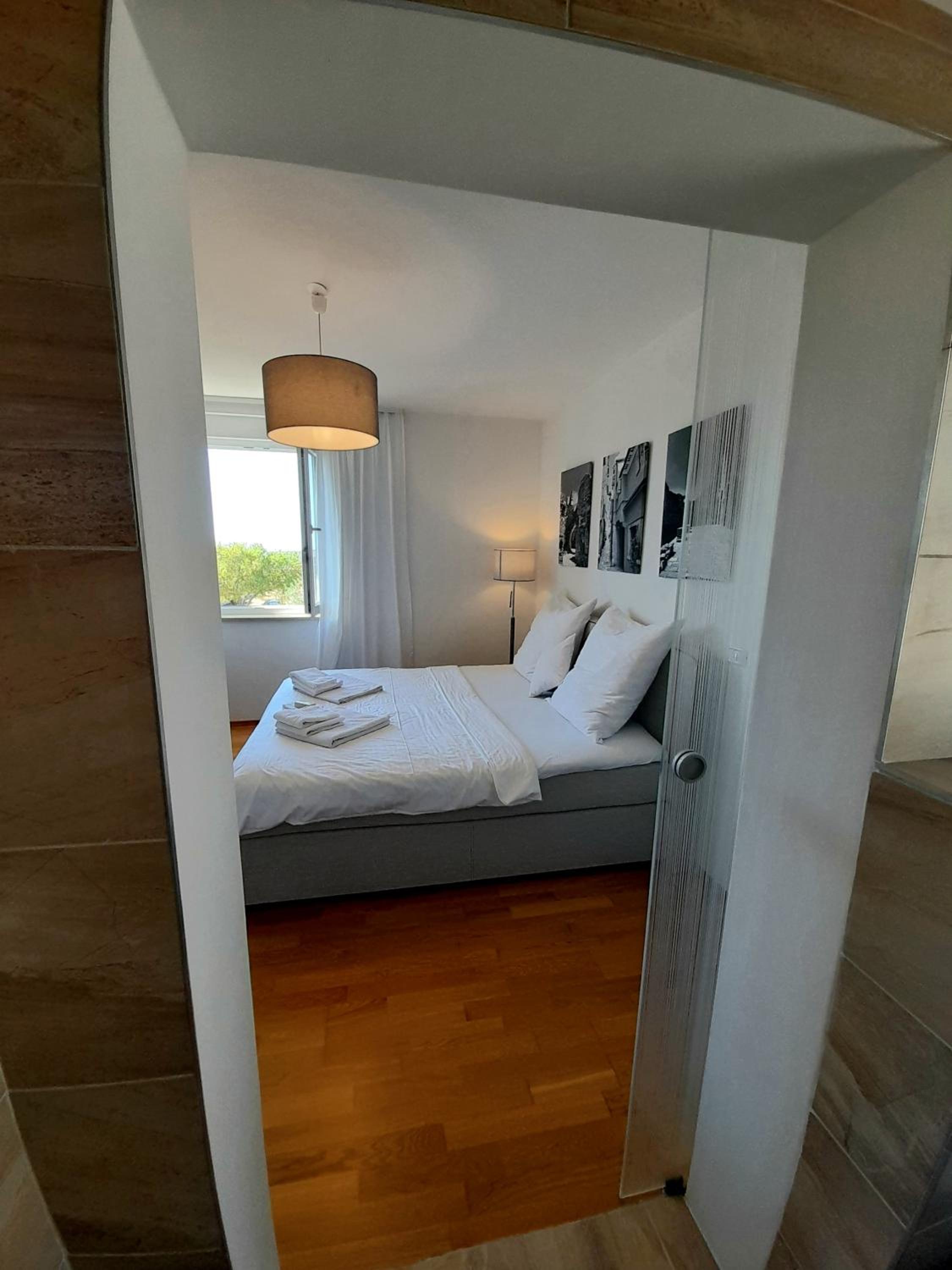 Double Room 2 - Photo 11
