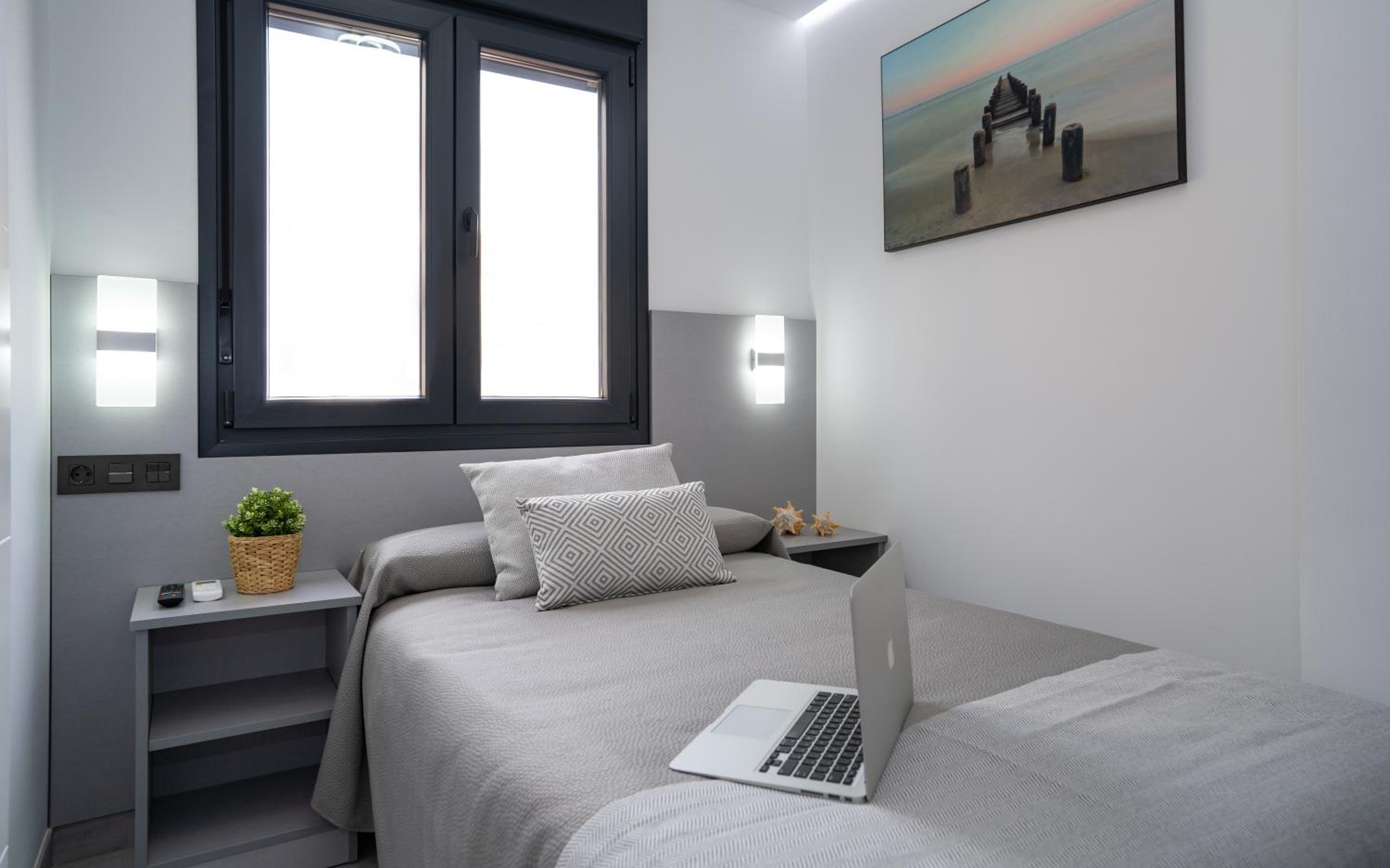 Single Room photo 3