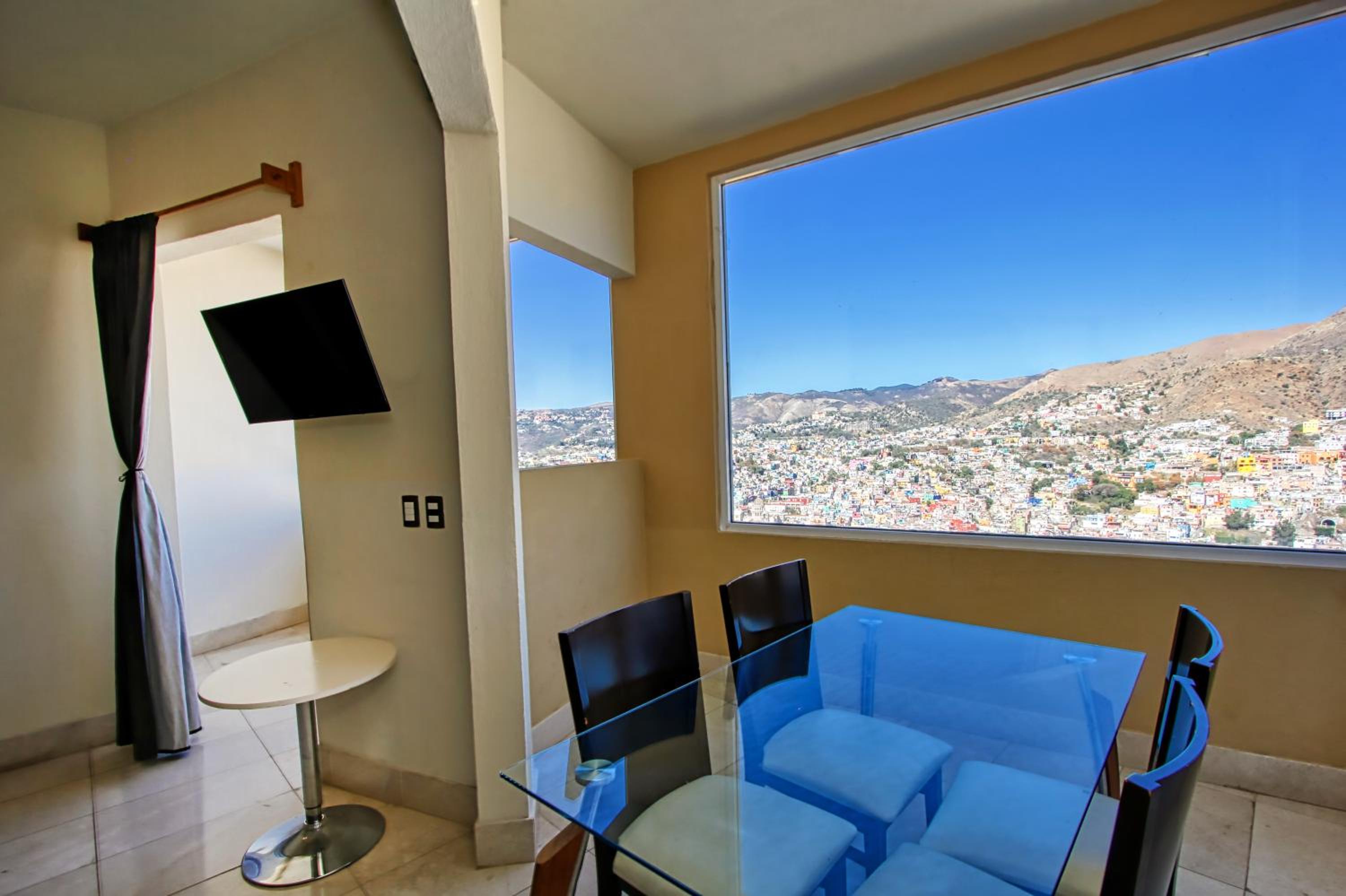 Apartment - Photo 3