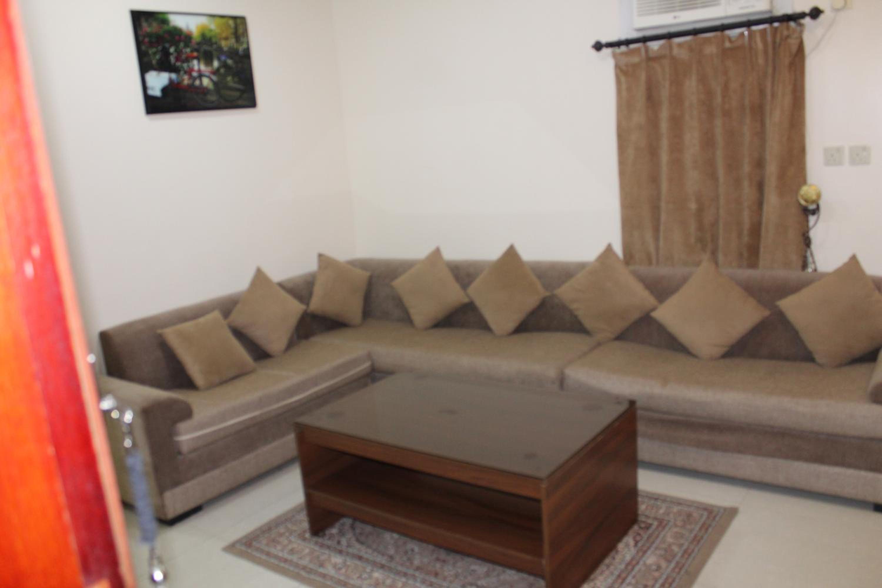 One-Bedroom Apartment photo 2