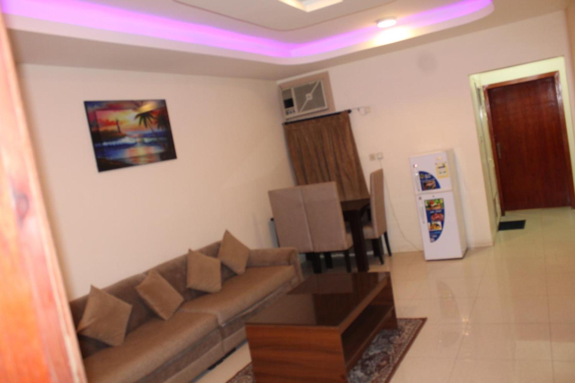Two-Bedroom Apartment - Photo 8