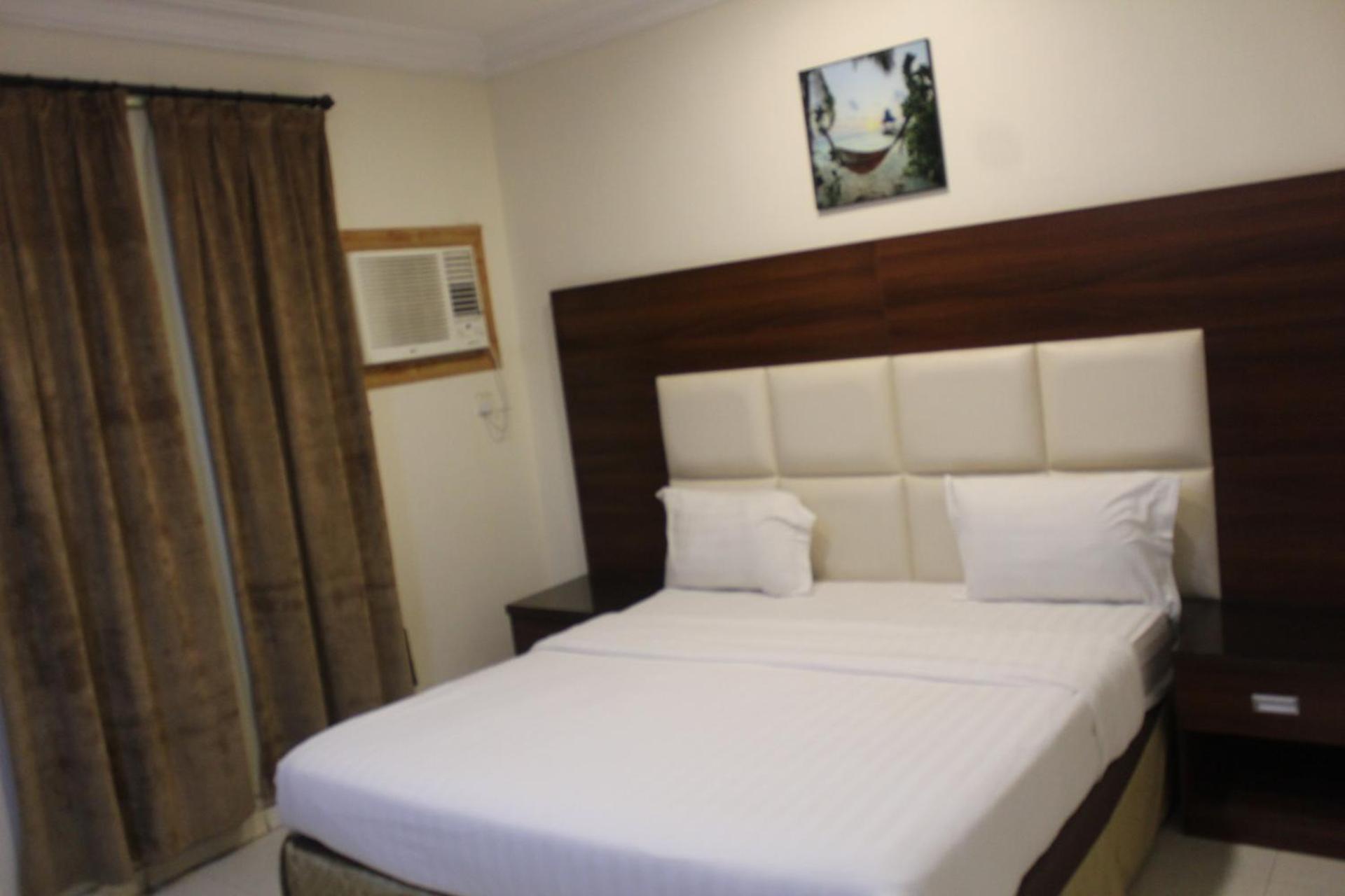 Two-Bedroom Apartment - Photo 4