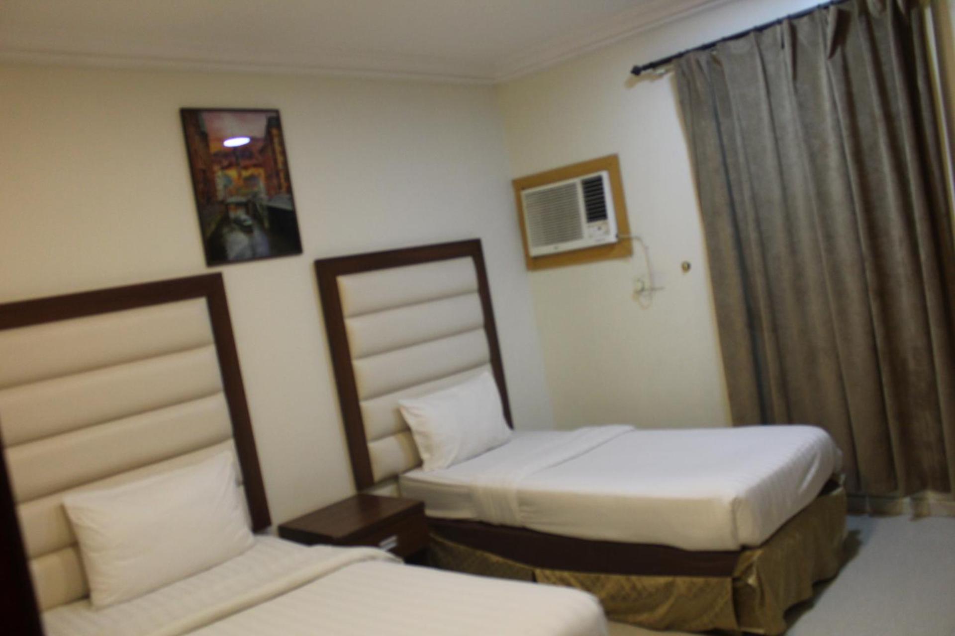 Two-Bedroom Apartment - Photo 3