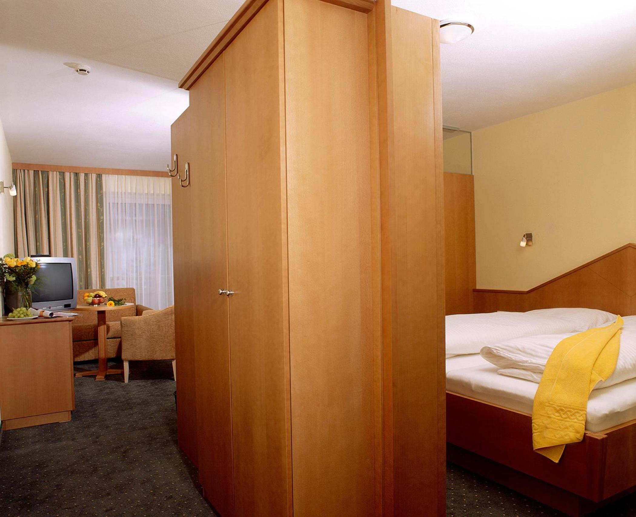 Superior Two-Bedroom Suite - Photo 3