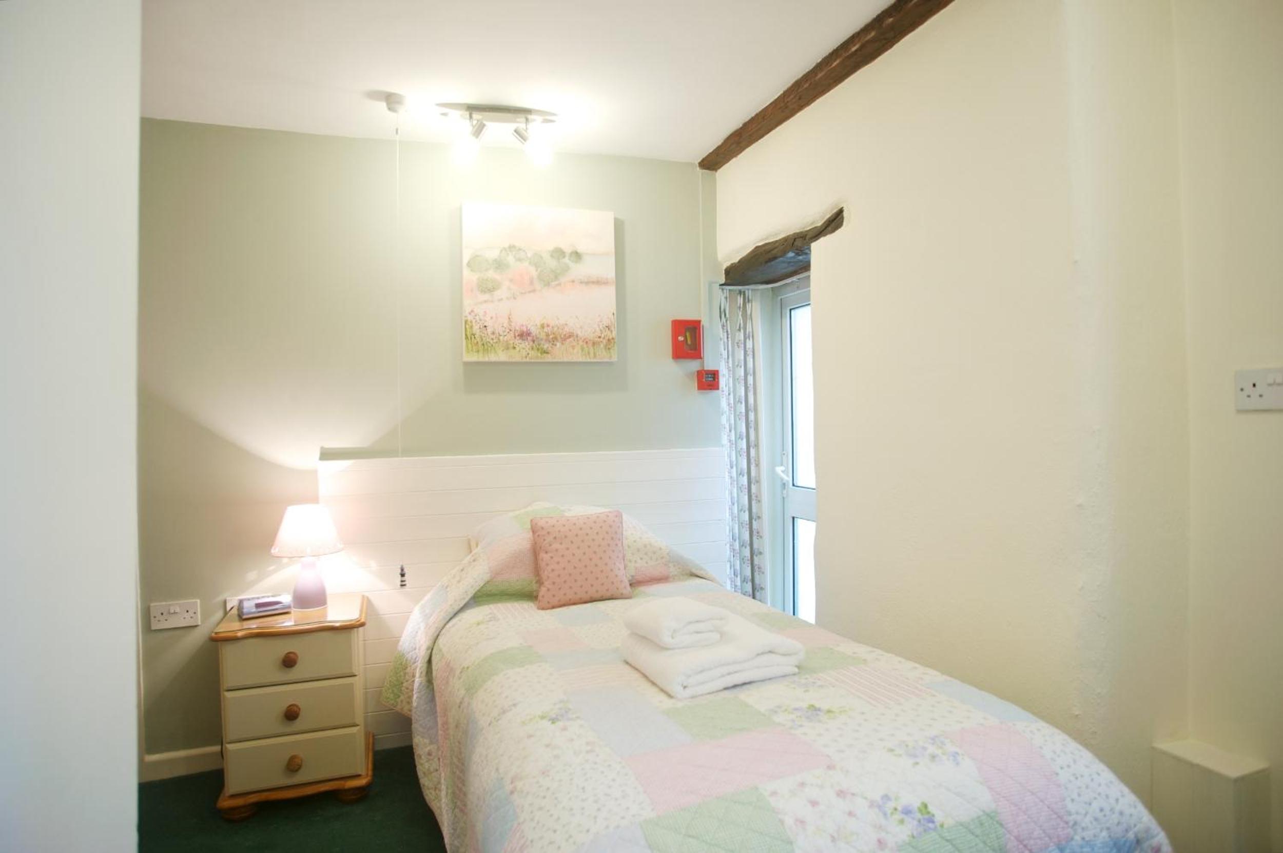 Superior Single Room - Whitsand photo 1