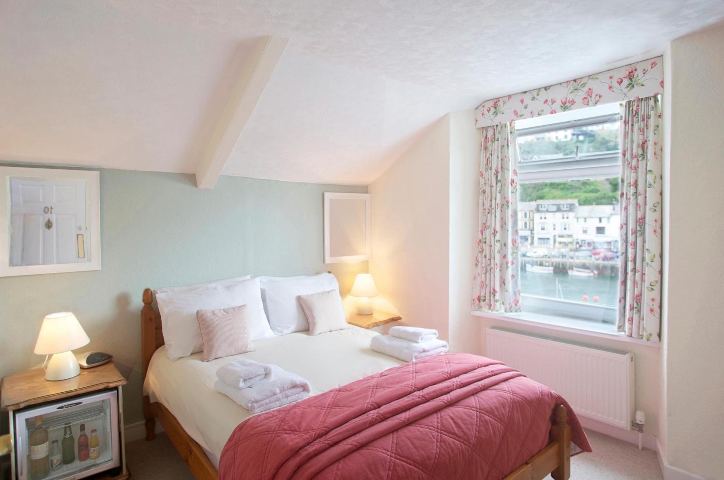 Double Room with Harbor View - Seaton photo 1