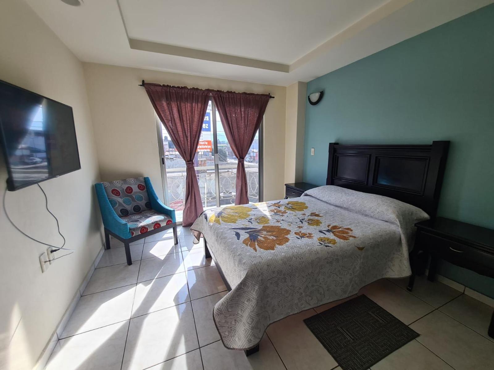 Double Room - Photo 2