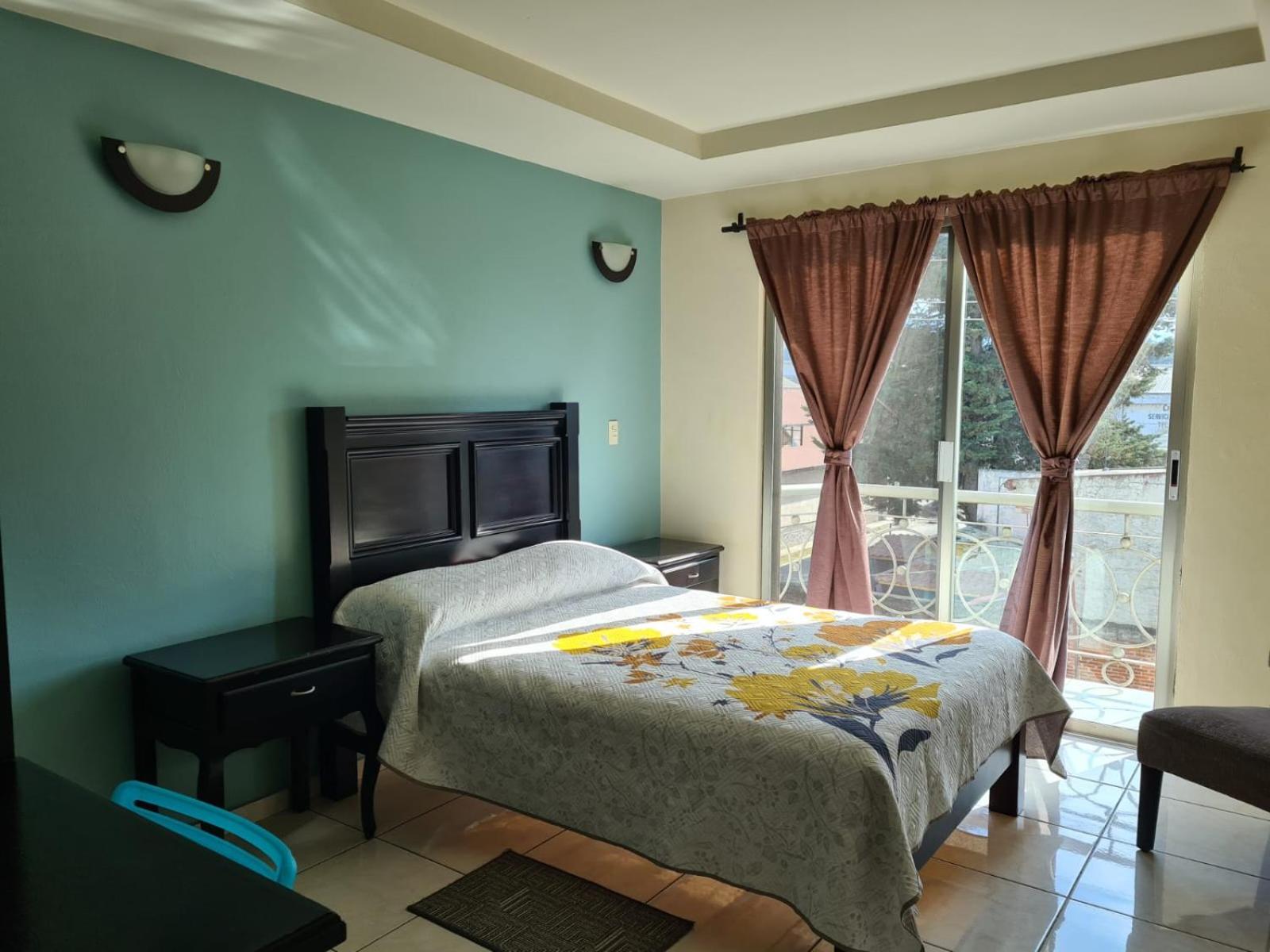 Double Room - Photo 12