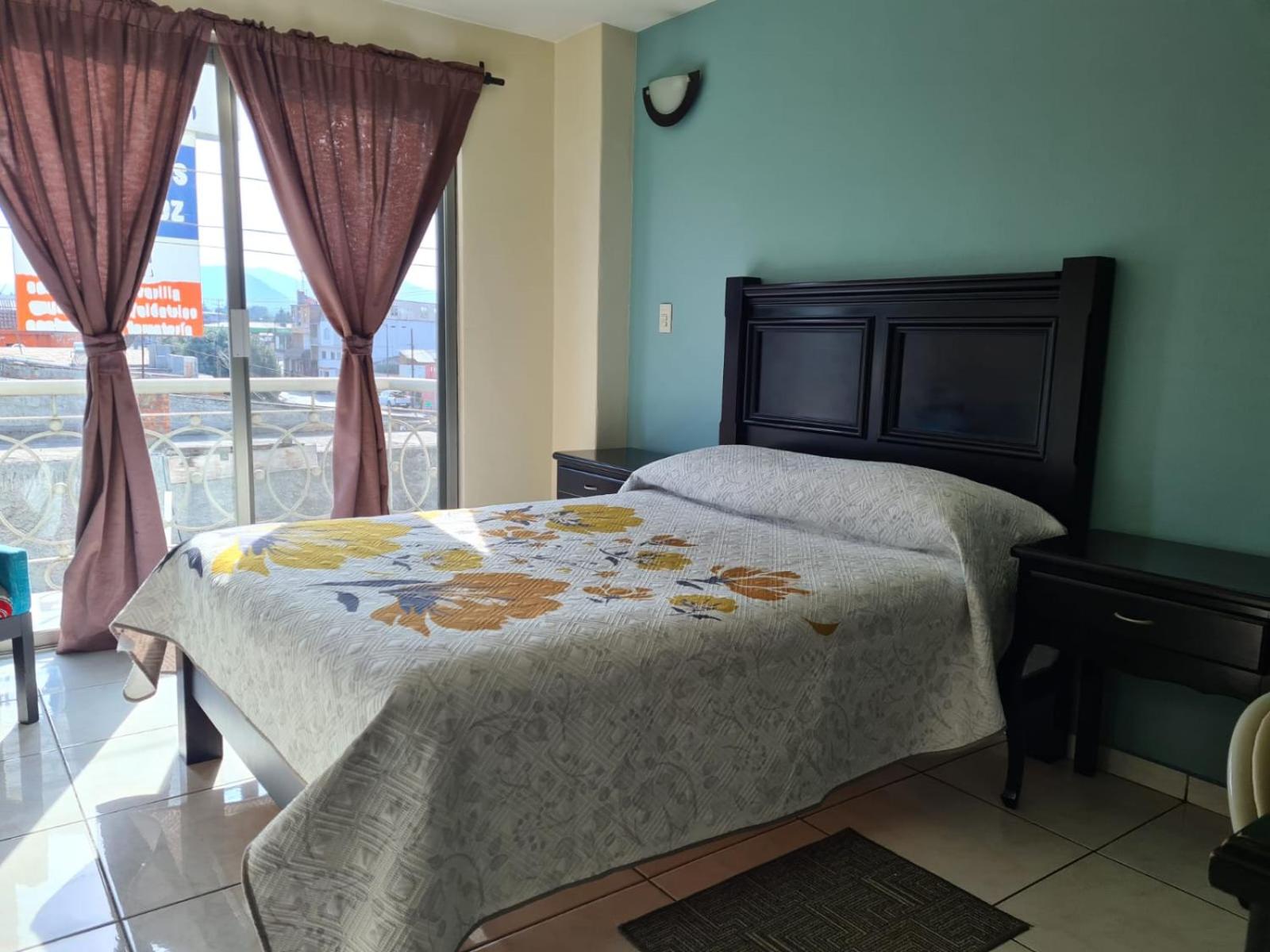 Double Room - Photo 11