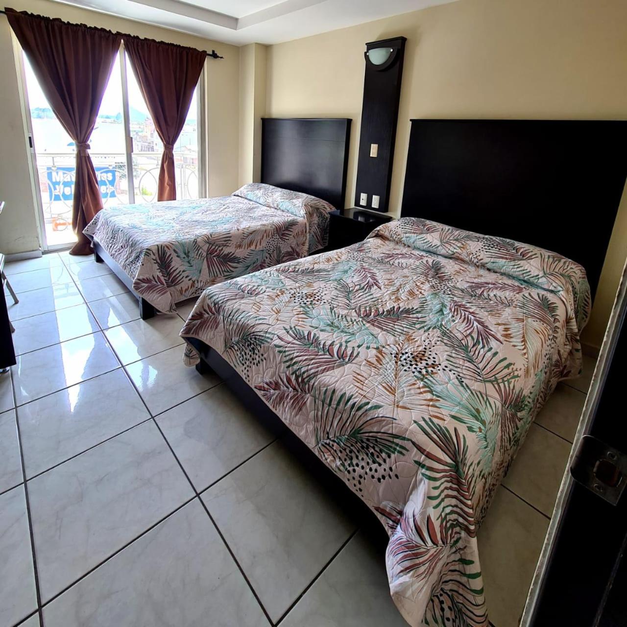 Double Room with Two Double Beds photo 1