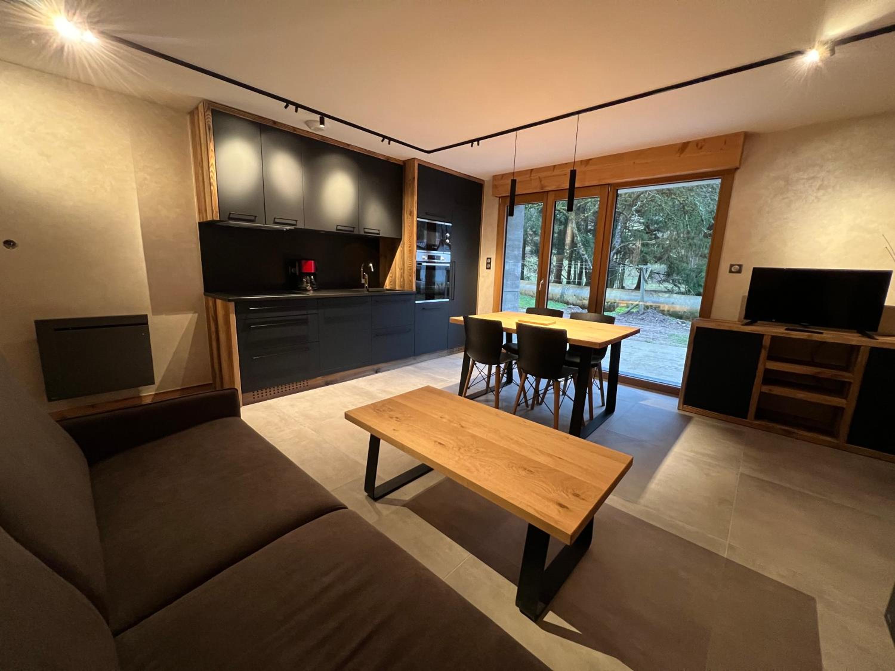 Apartment with Terrace photo 3