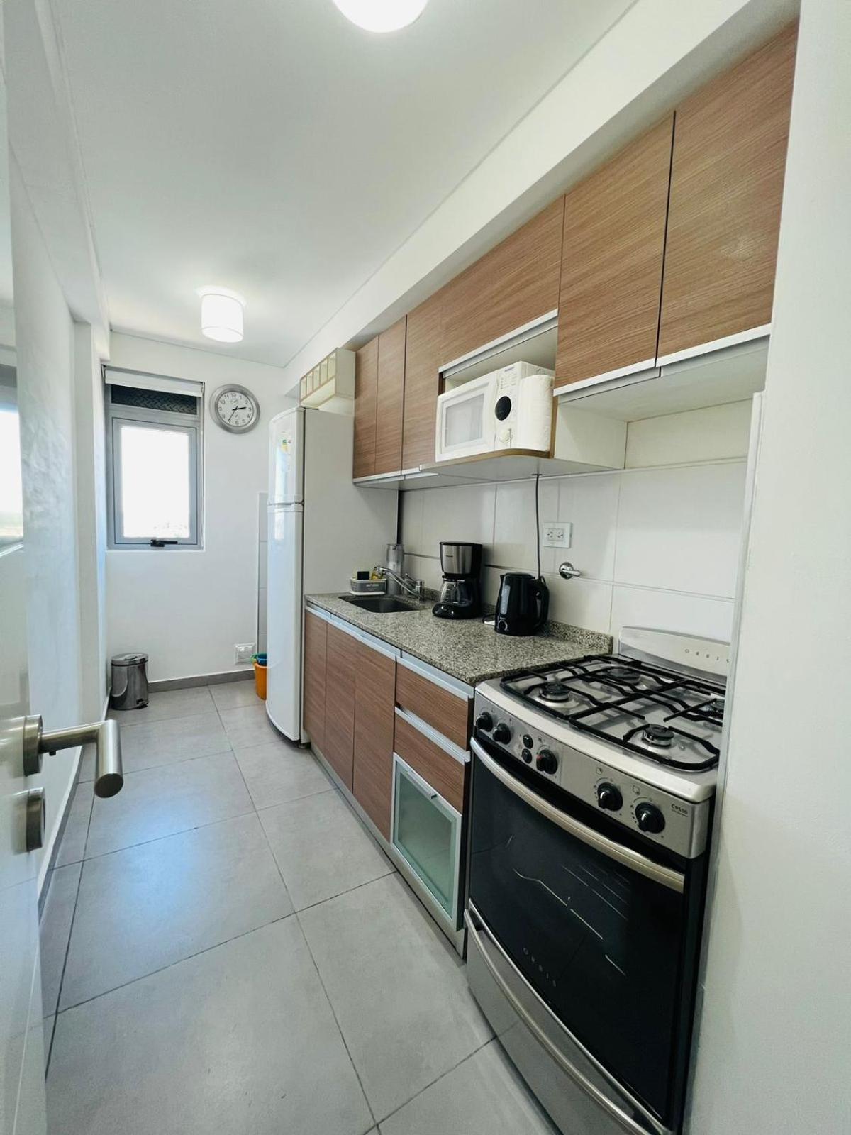 One-Bedroom Apartment photo 3