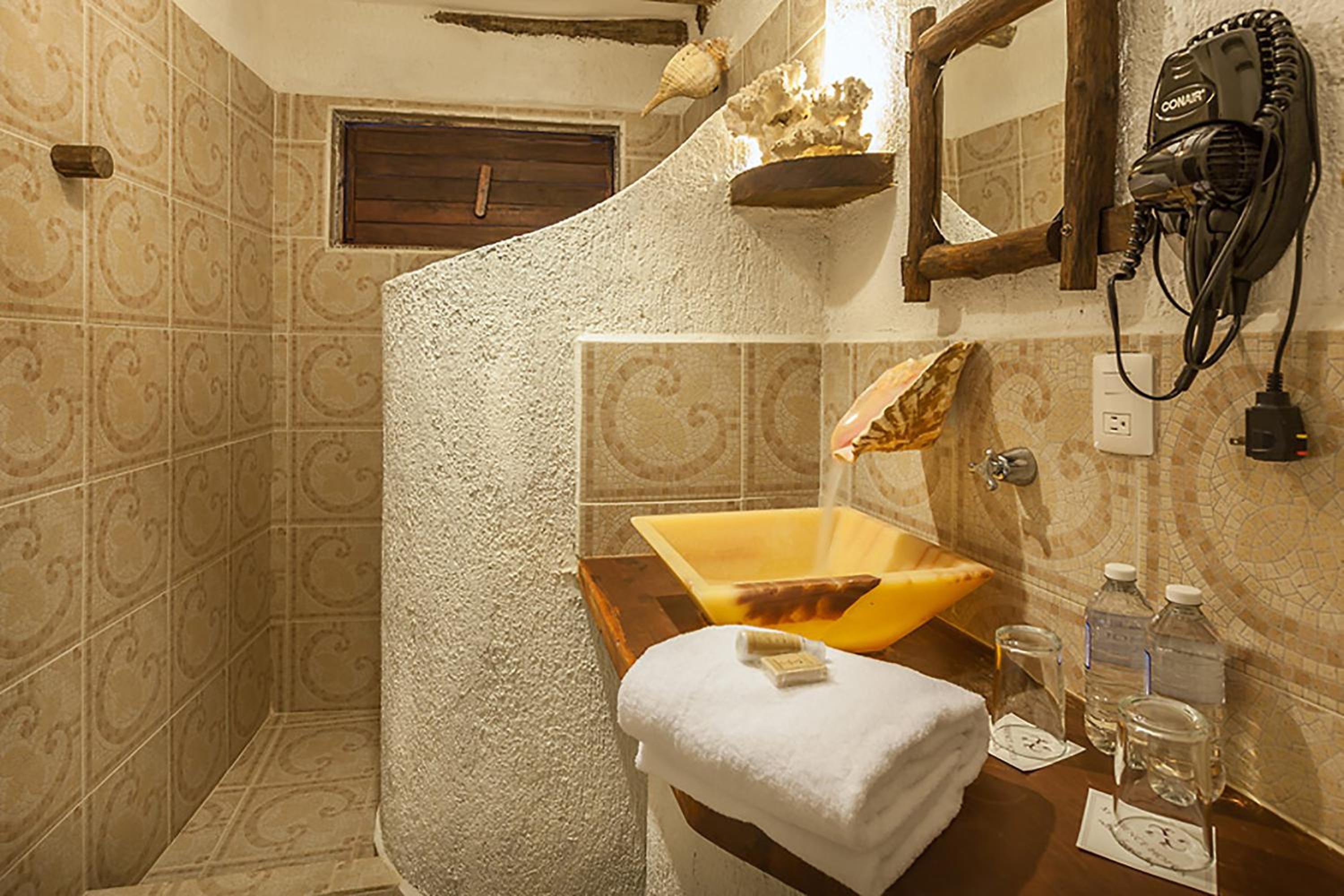 King Room with Balcony photo 3