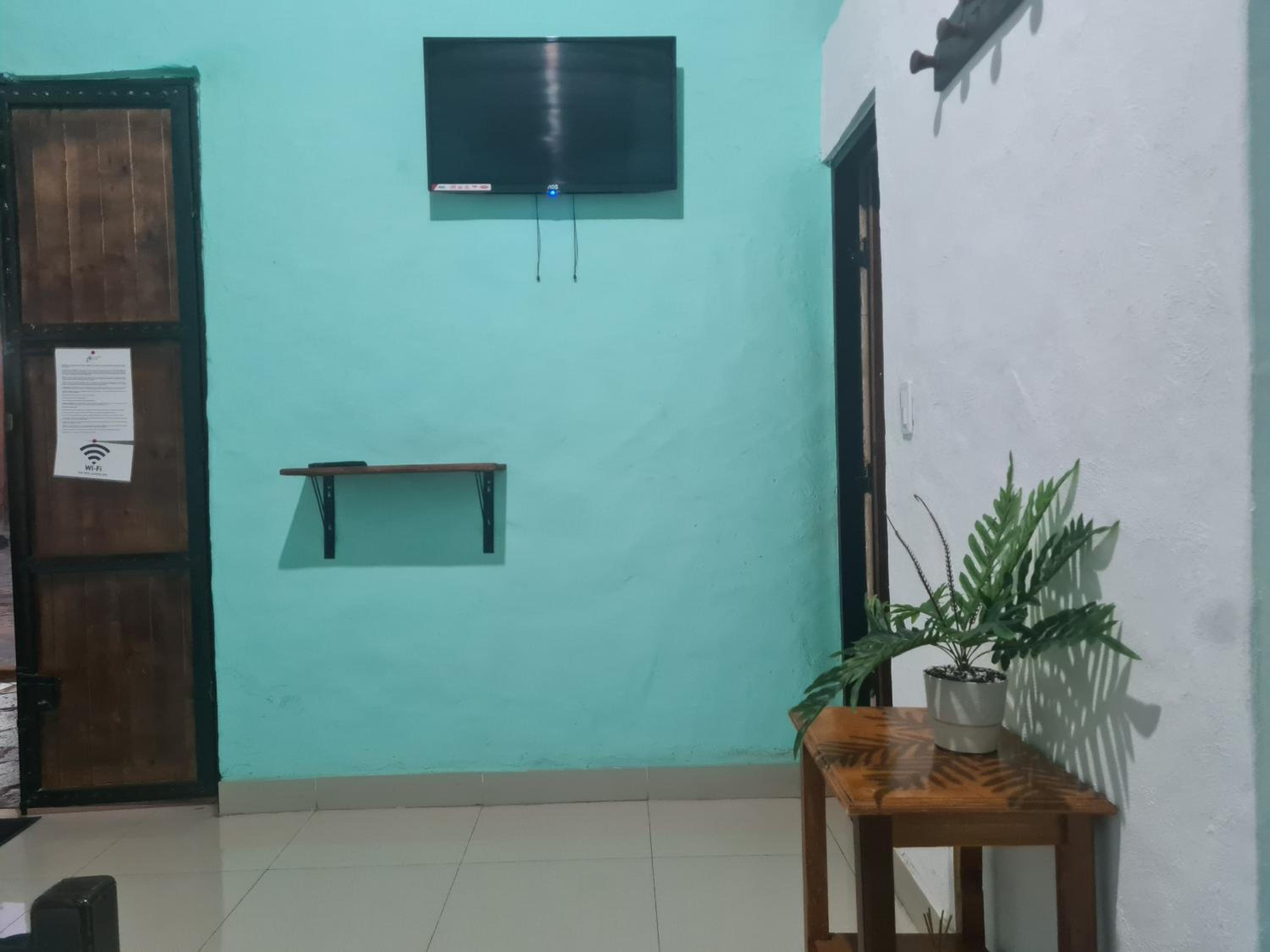 Double Room with Private Bathroom photo 2
