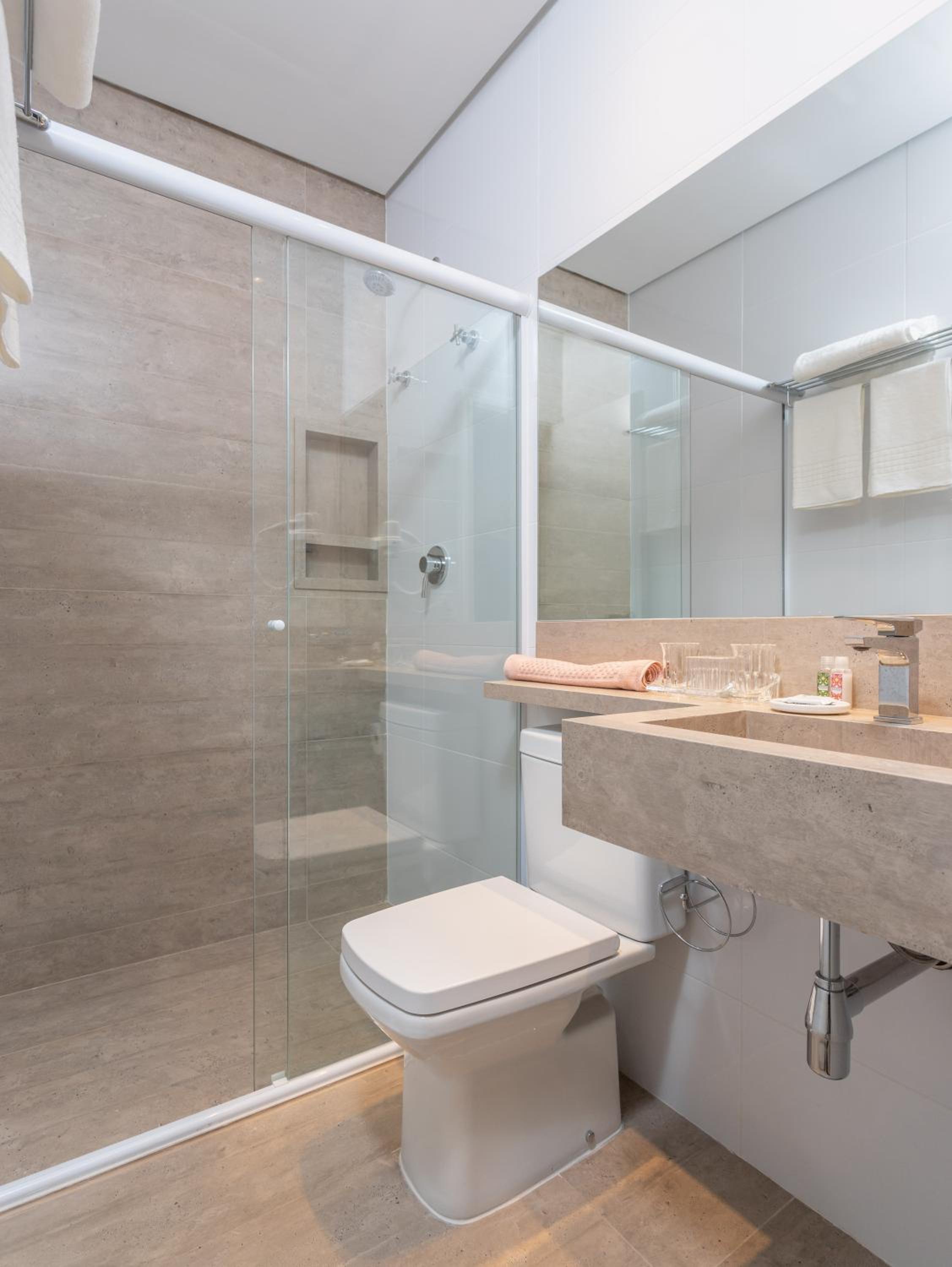 Suite - Photo 2