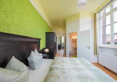 Deluxe Double Room with Shower photo 2