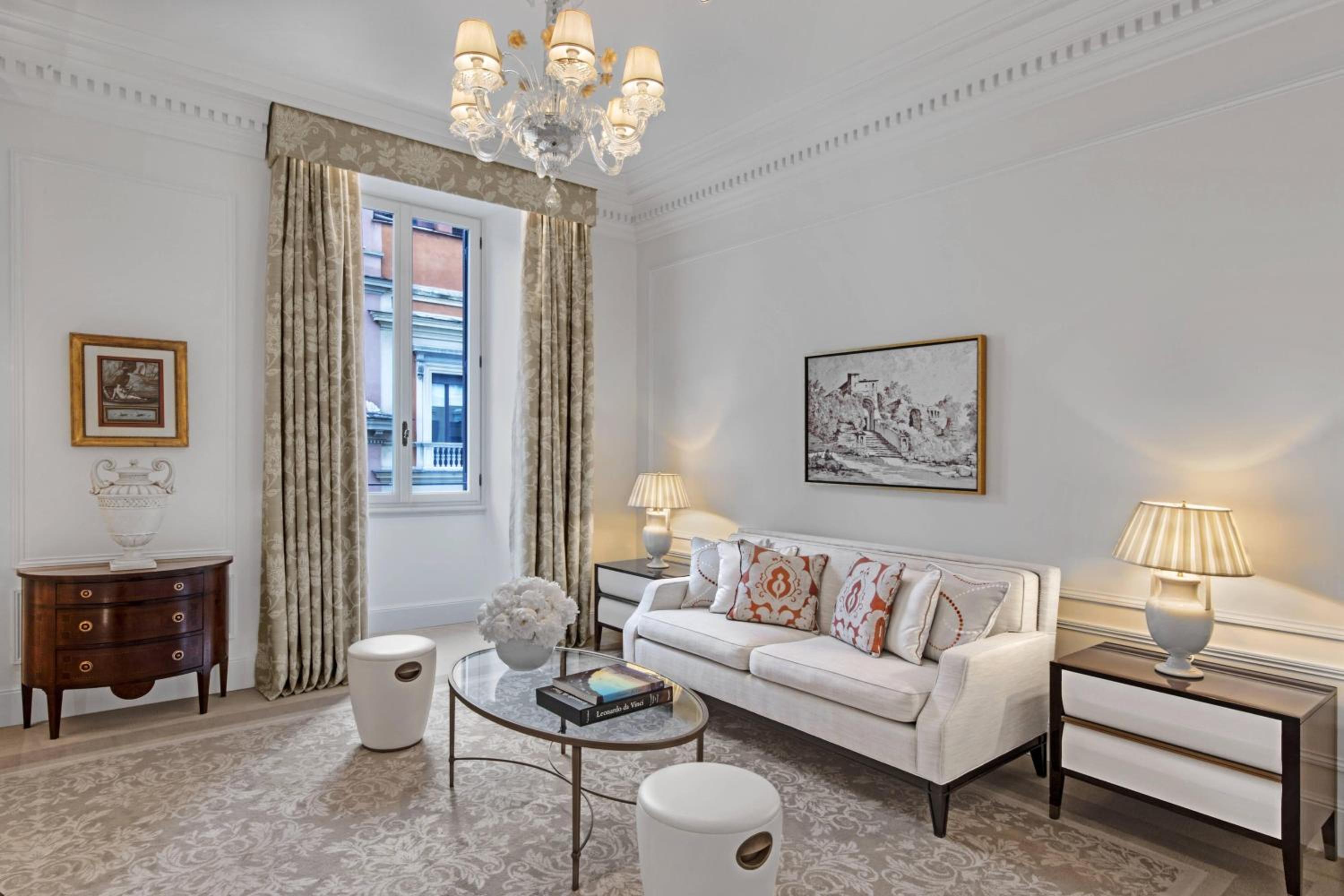 St. Regis Suite, Junior Suite, 1 King thumbnail 6