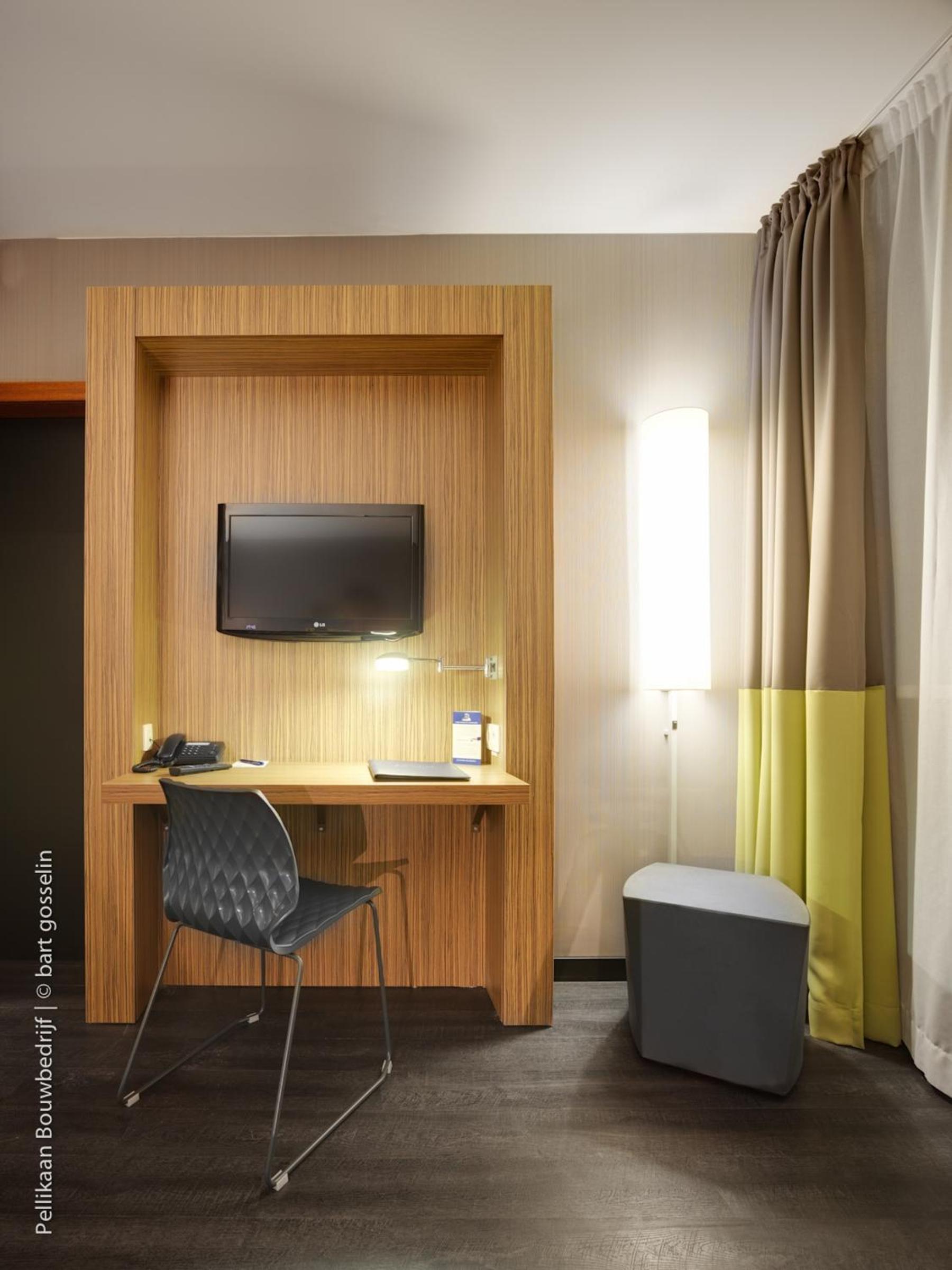 Standard Twin Room - Photo 6