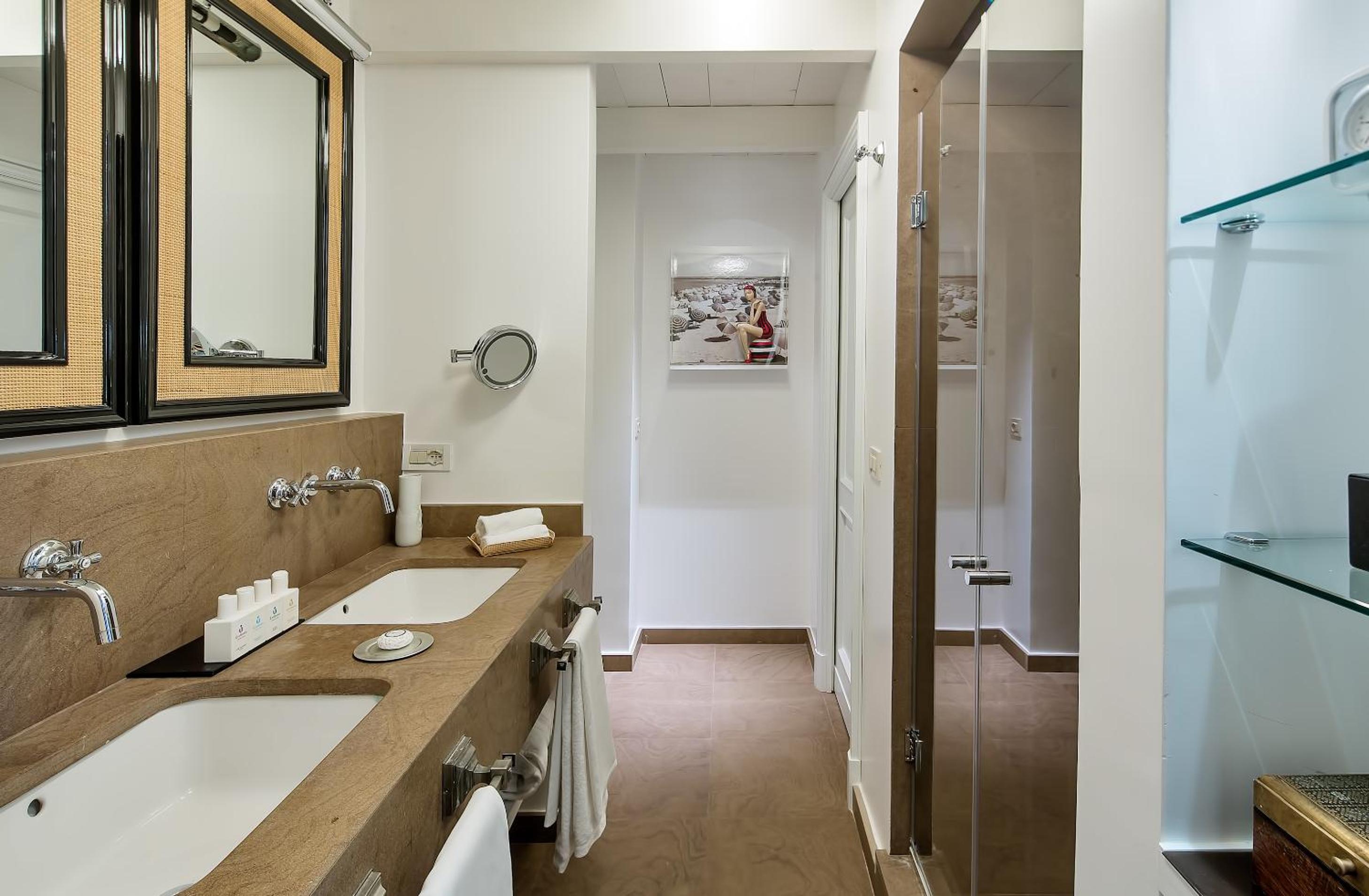 Suite (Non Smoking) photo 2