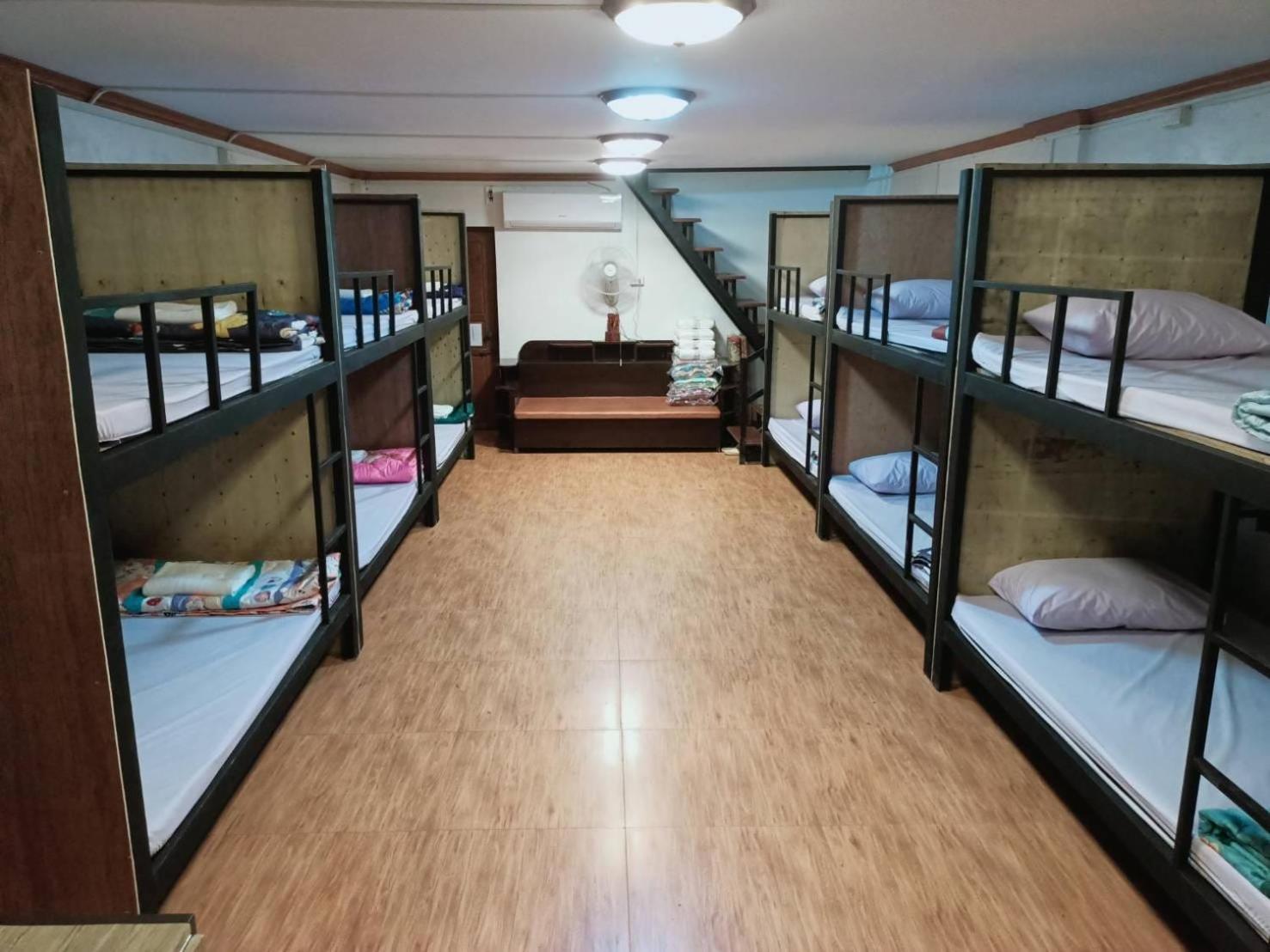 Bunk Bed in Mixed Dormitory Room photo 2