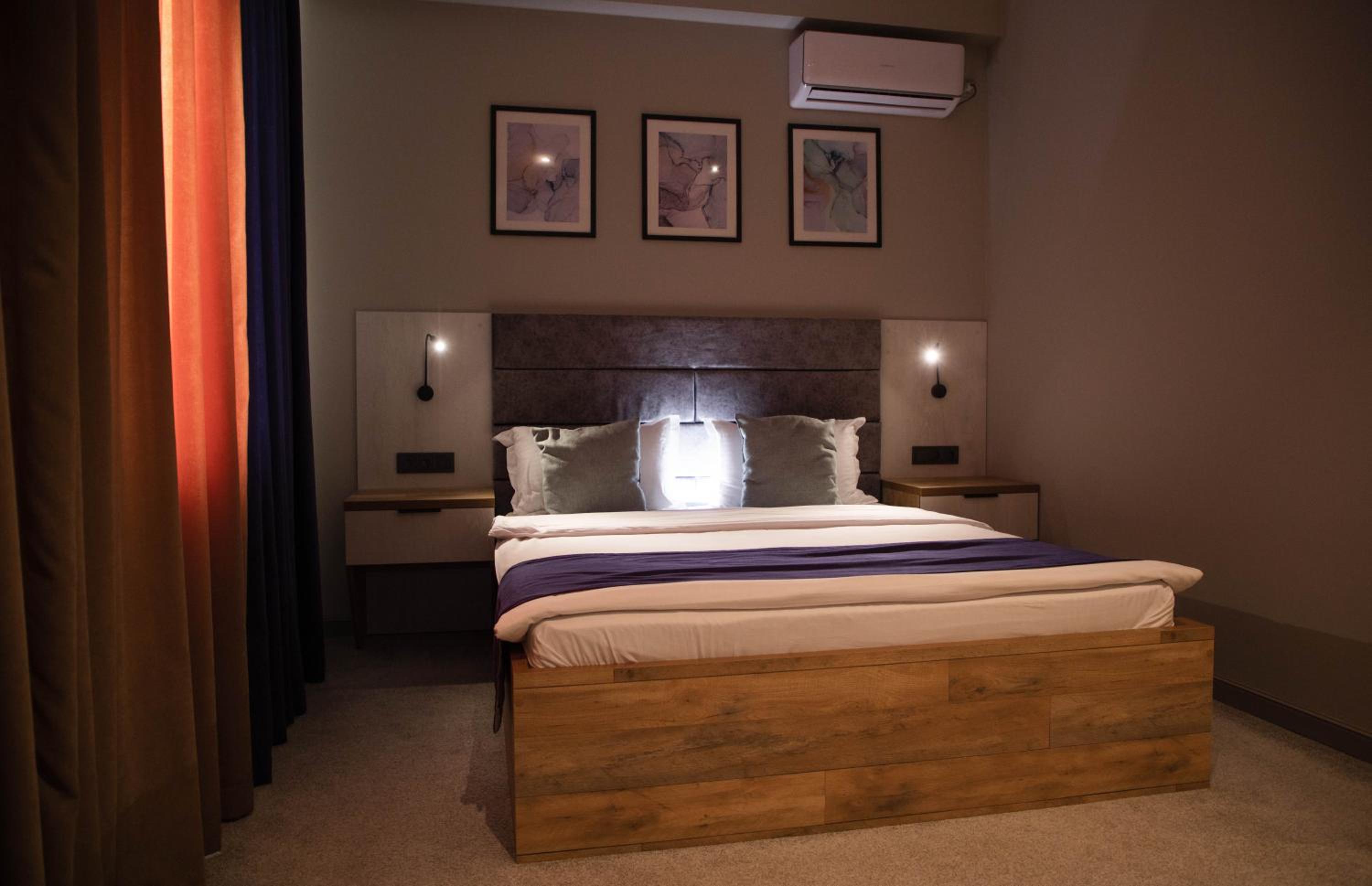 Superior King Room