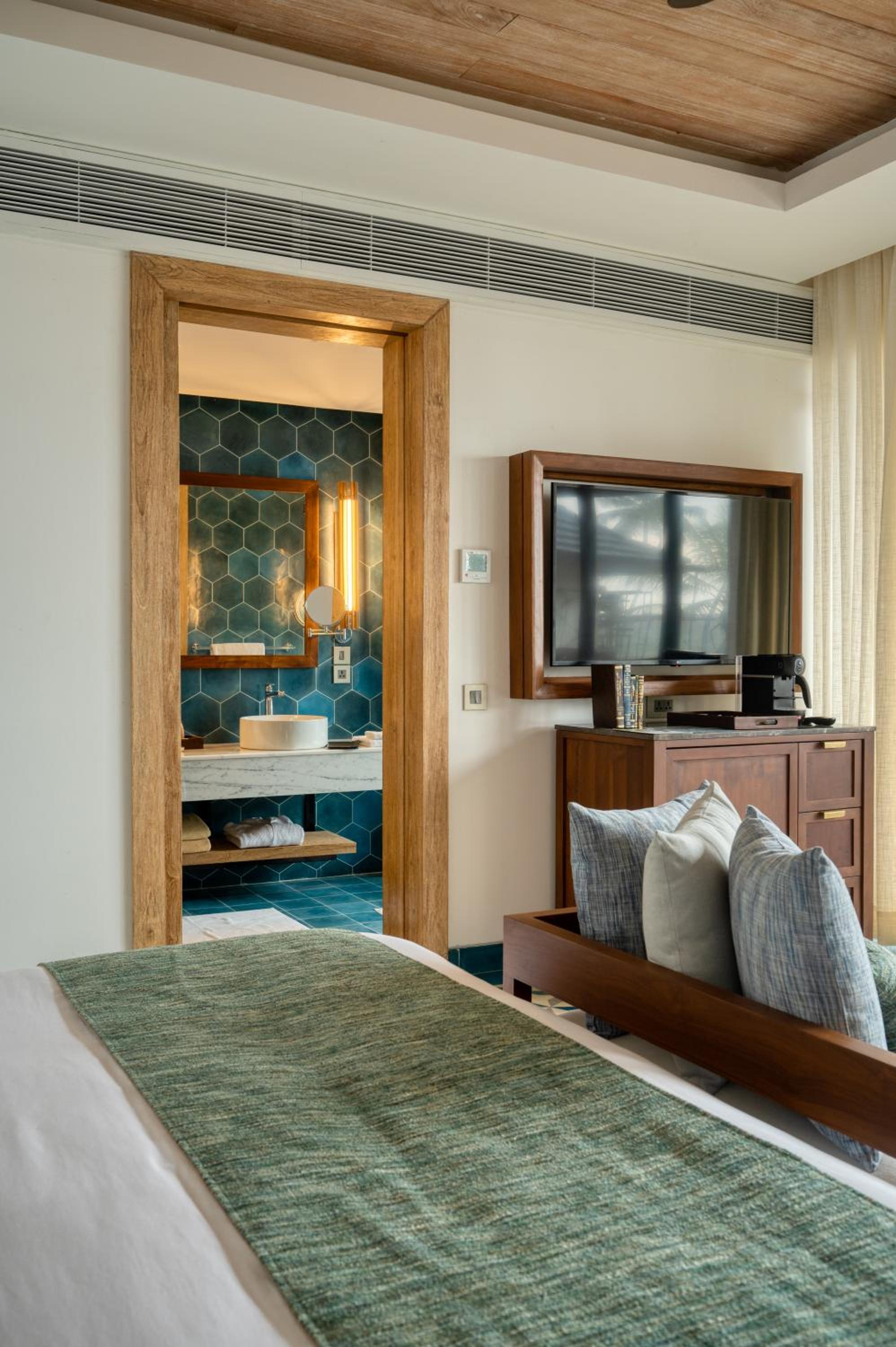 Bay View Room - Photo 4
