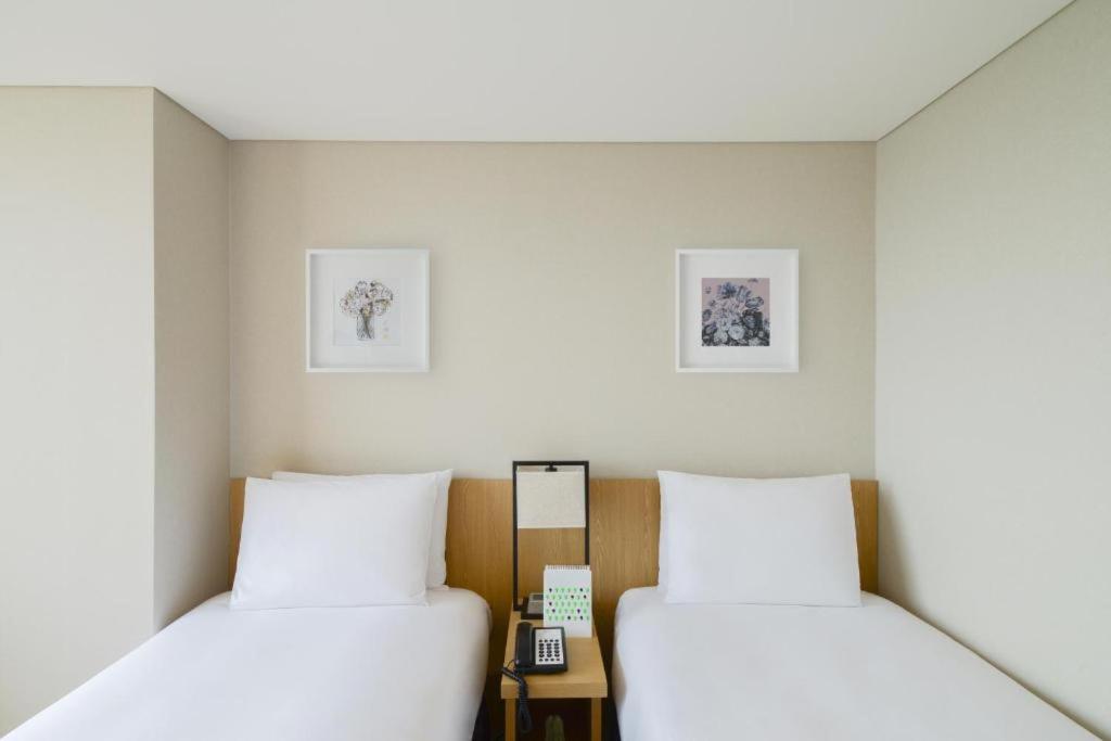 Deluxe Twin Room - Harbor view - Photo 4