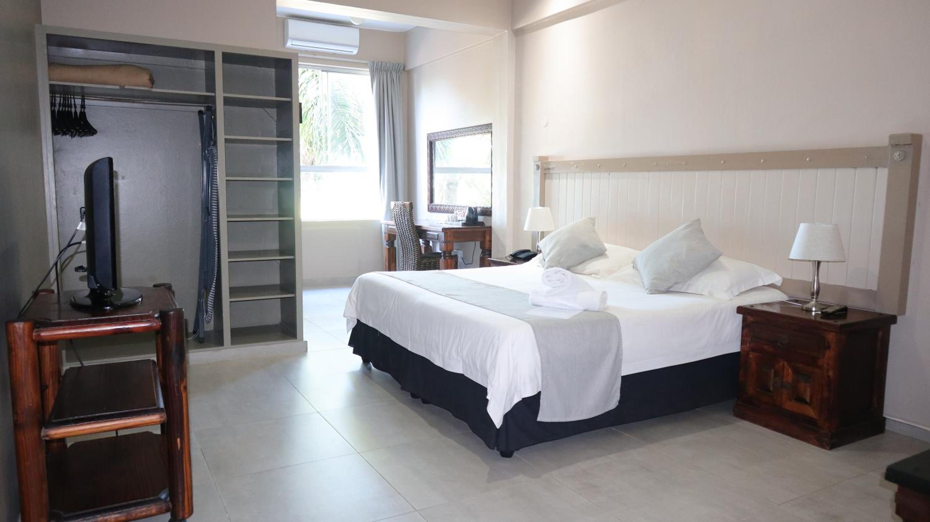 Standard Double Room - Photo 1