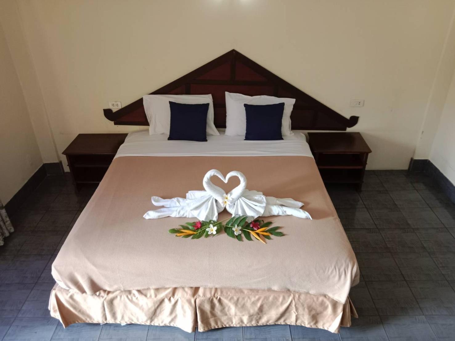 Double Room with Pool View photo 2