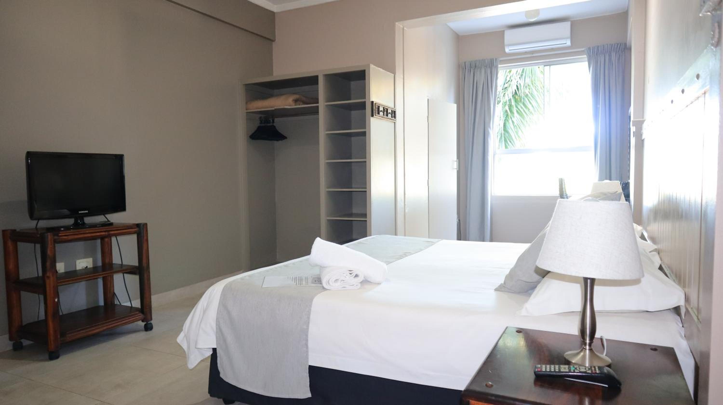 Standard Double Room - Photo 5