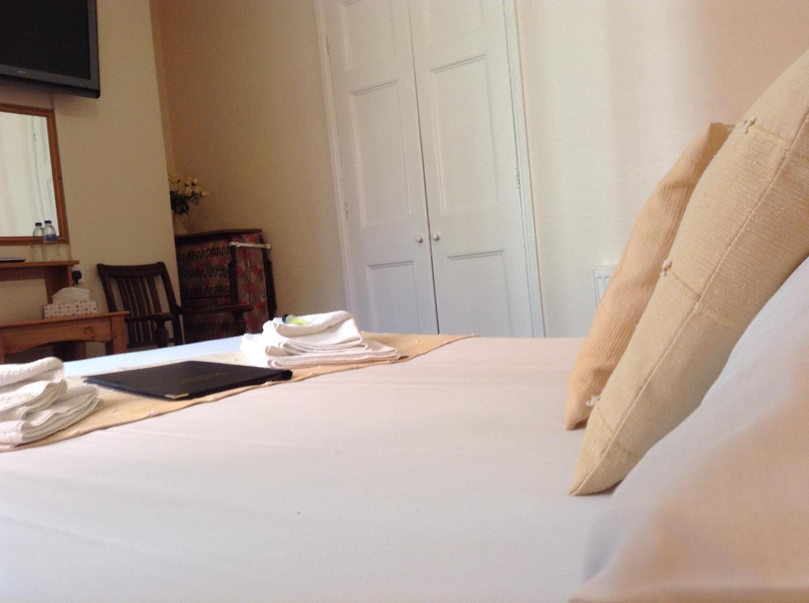 Large Double Room photo 2
