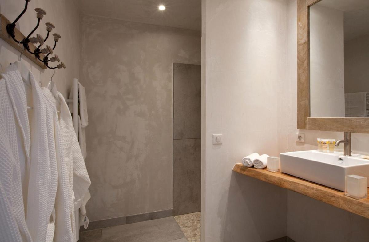 King Room - Disability Access photo 3