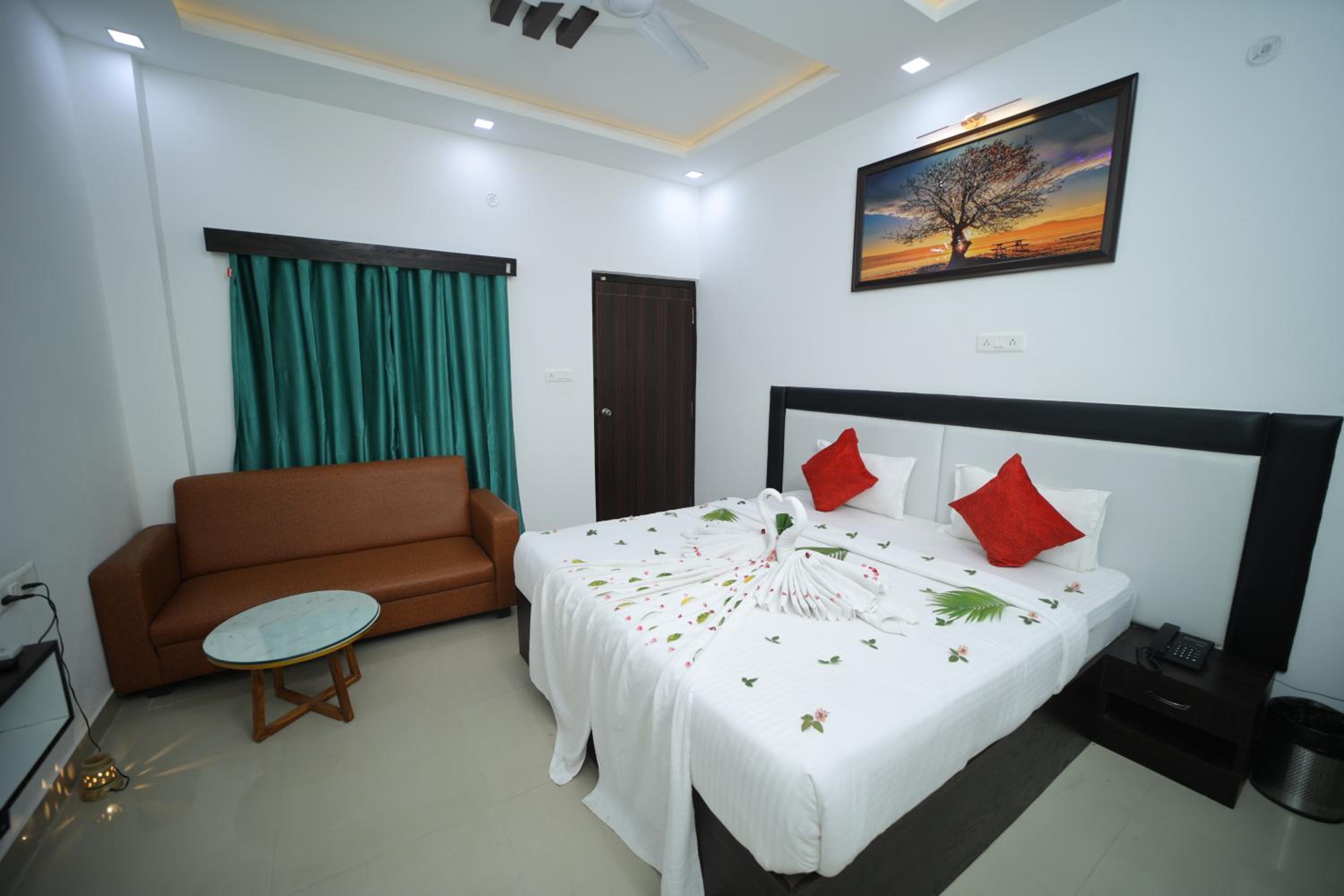 Deluxe Room - Photo 2