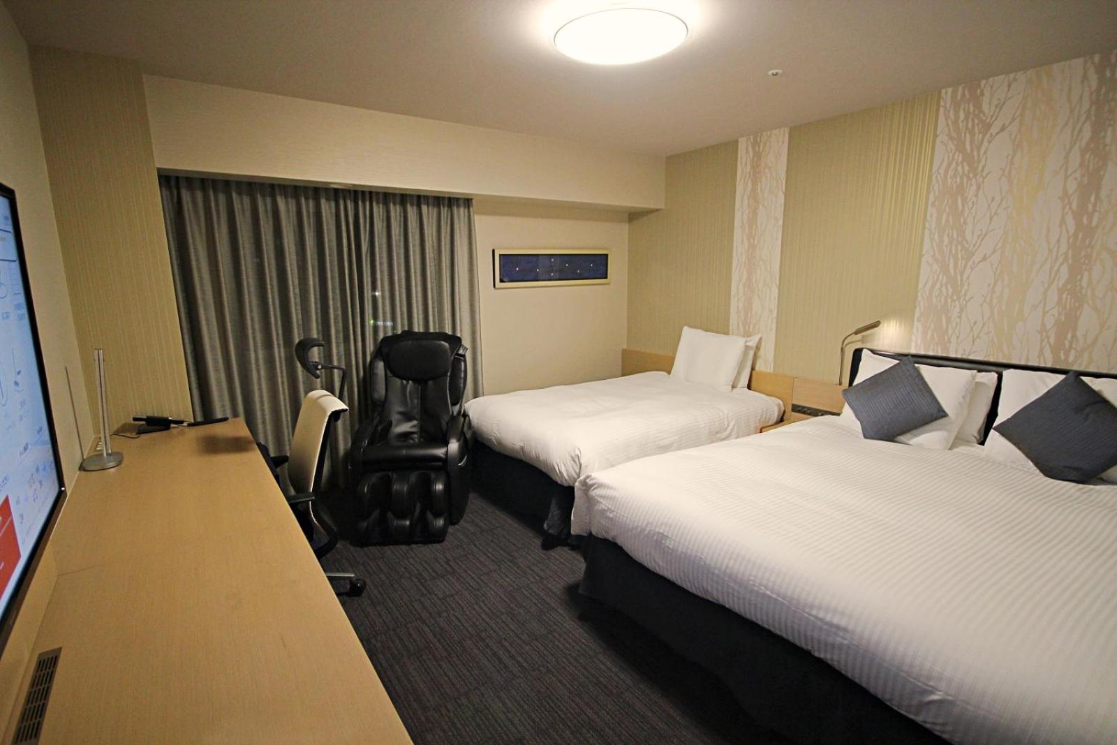 Premier Double Room with Extra bed - Smoking photo 1